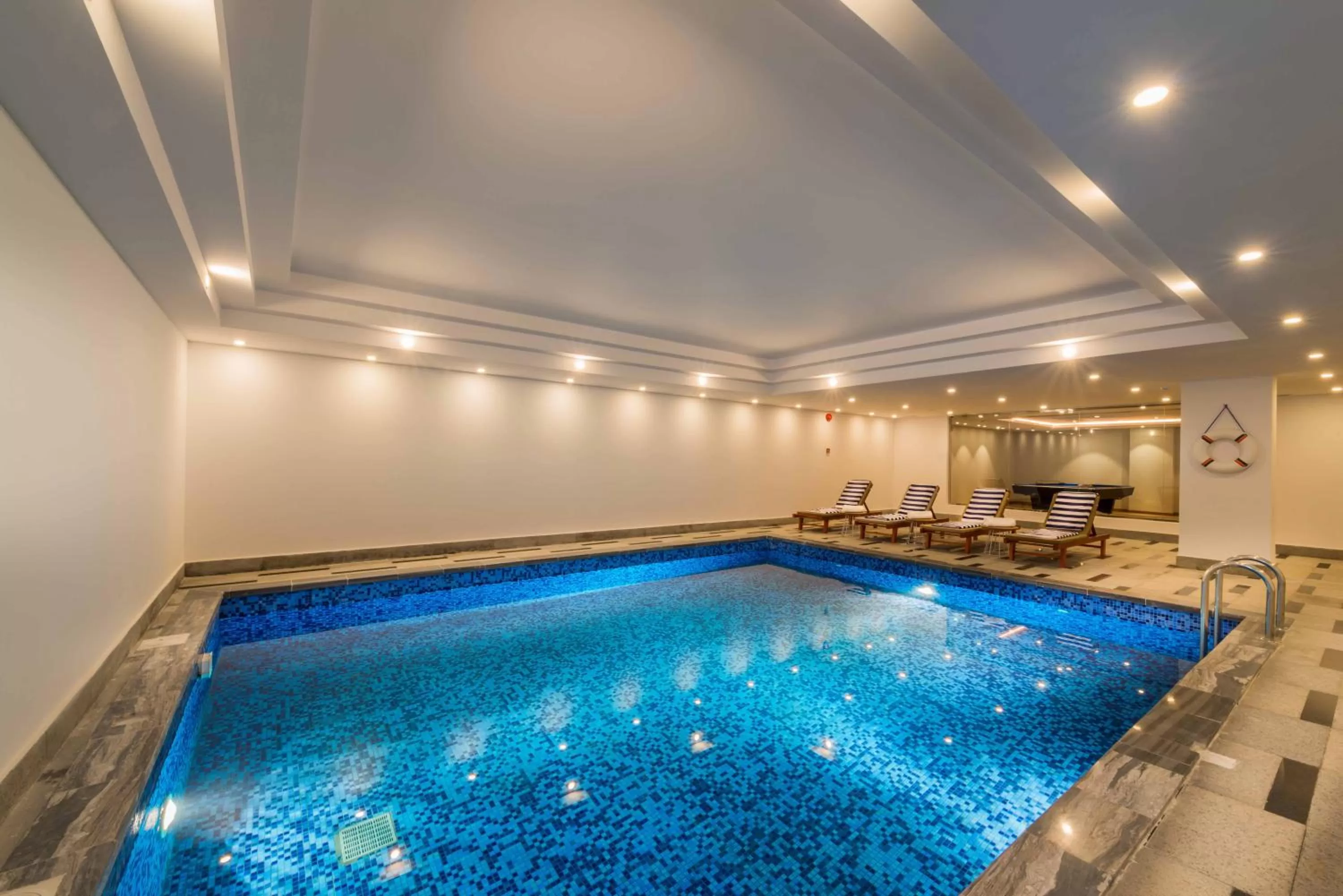 Swimming pool in Aber Al Yasmin