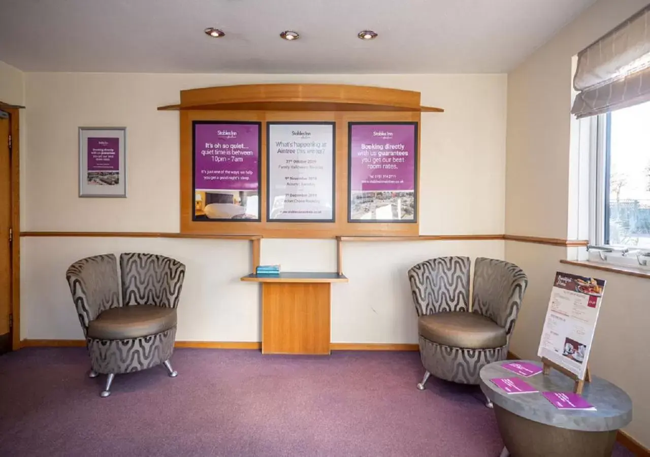 Lobby or reception, Lobby/Reception in Stables Inn, Aintree
