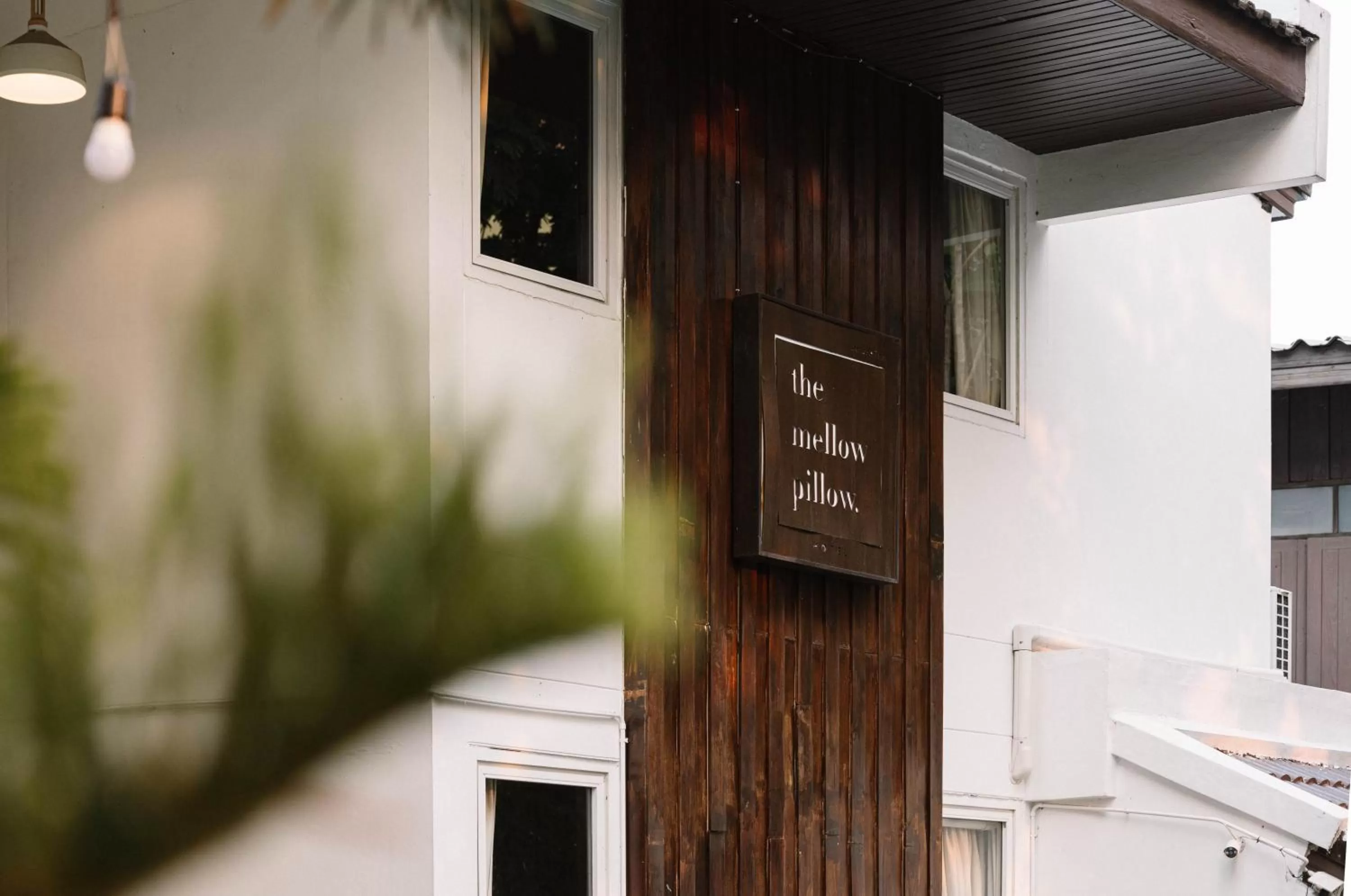 Property building in The Mellow Pillow Hotel @ Chiang Mai Gate