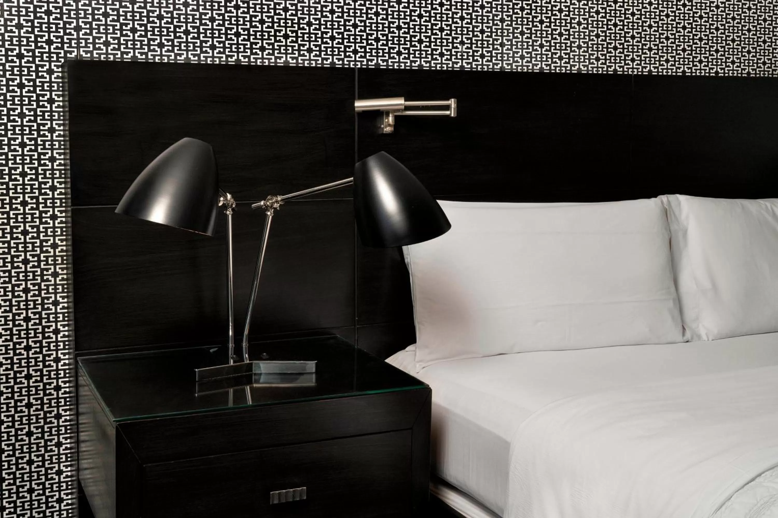 Bedroom, Bed in Le Méridien Mexico City Reforma