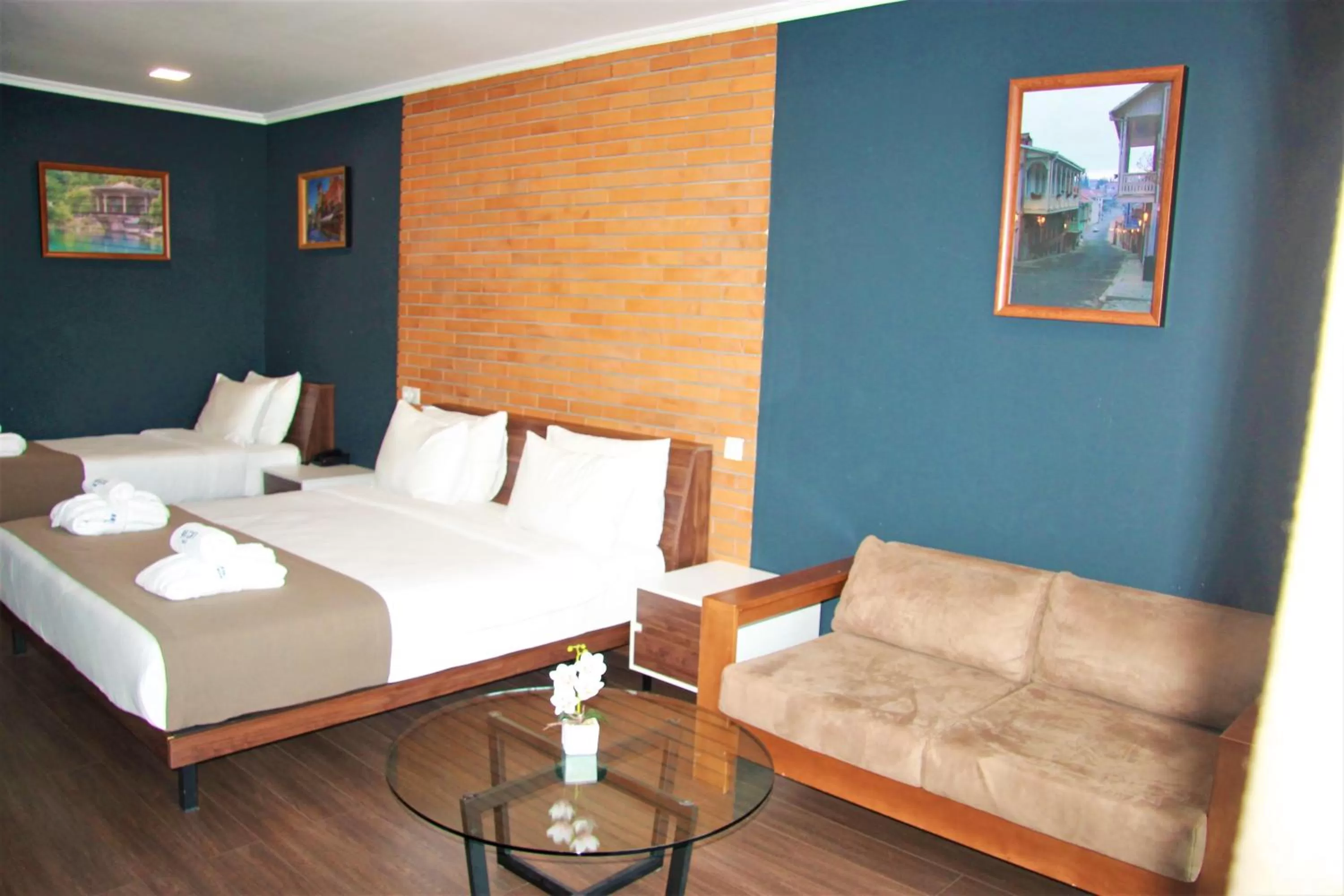 Bedroom, Bed in Bricks Hotel