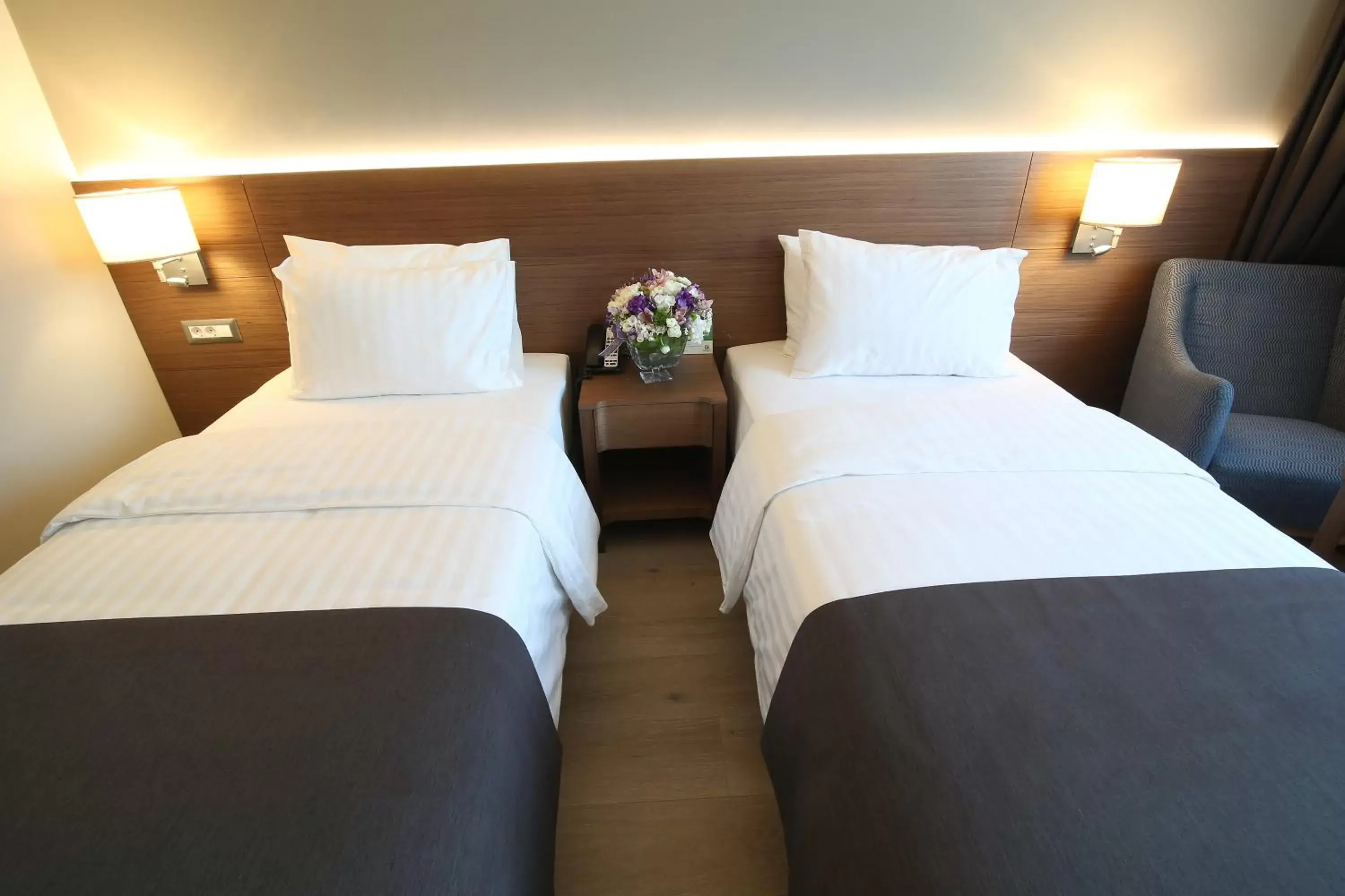 Photo of the whole room, Bed in Holiday Inn Bursa - City Centre, an IHG Hotel