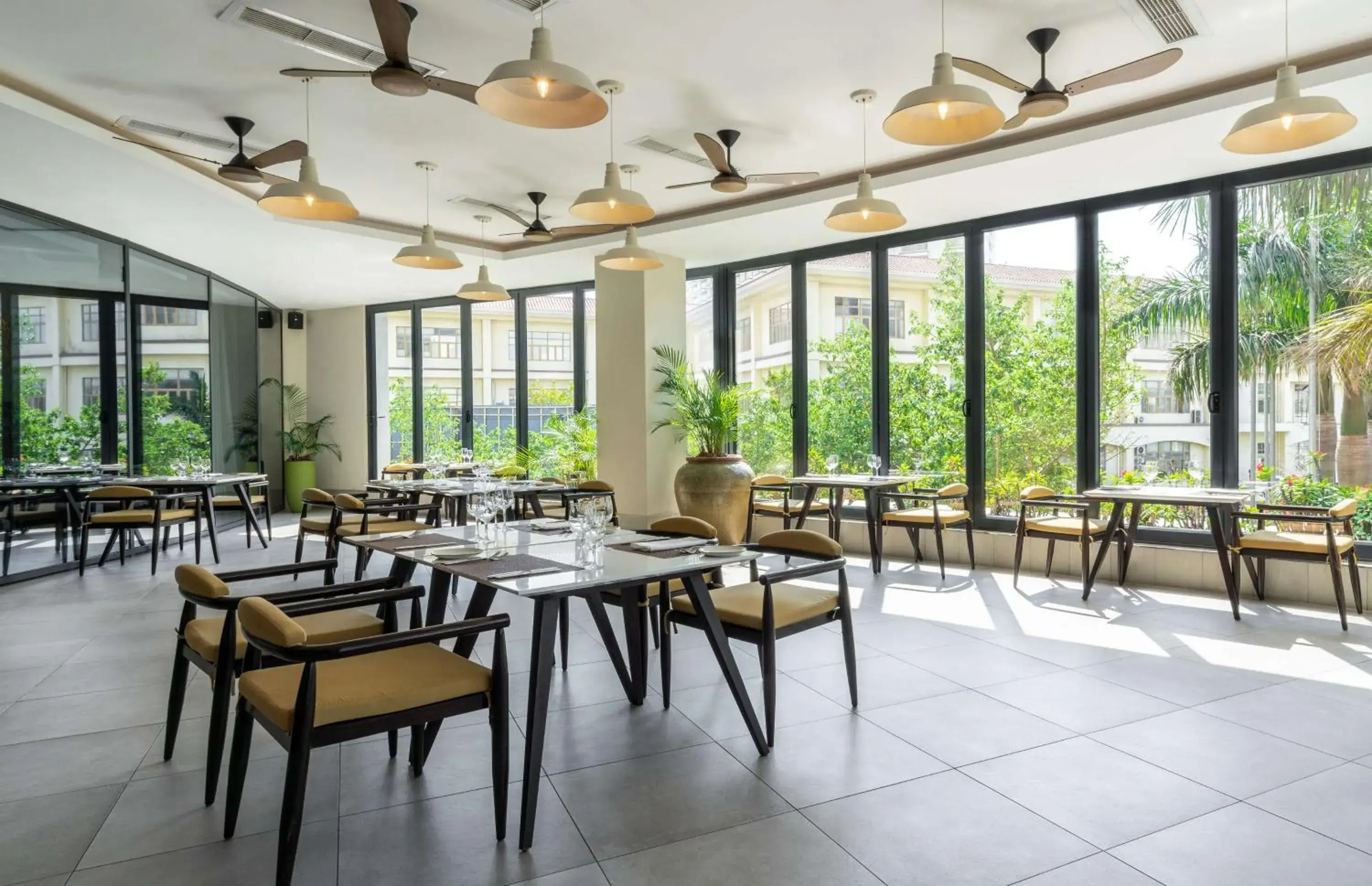 Restaurant/Places to Eat in Radisson Blu Hotel & Residence Maputo