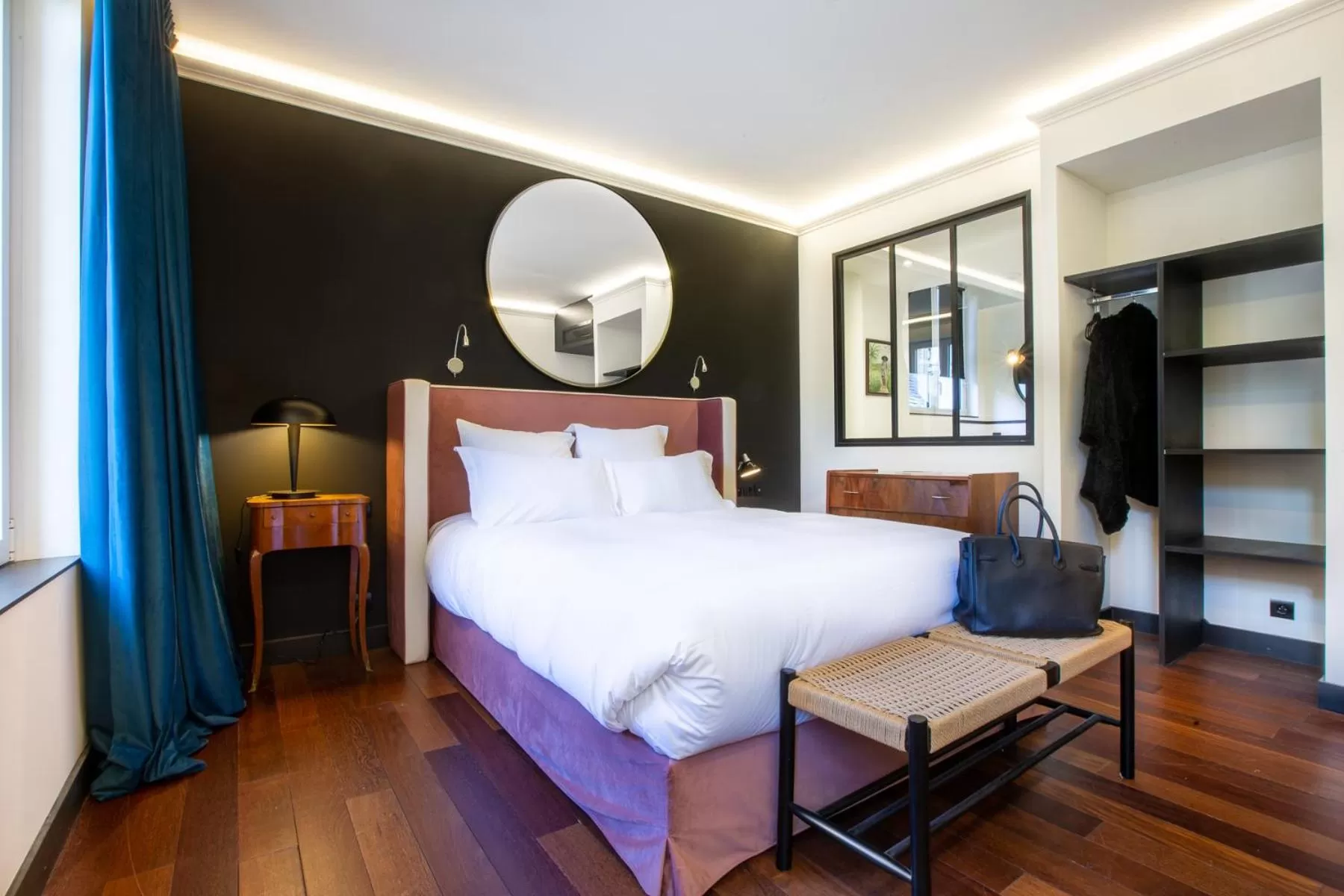 Bed in Hôtel & SPA Le Chêne Vert