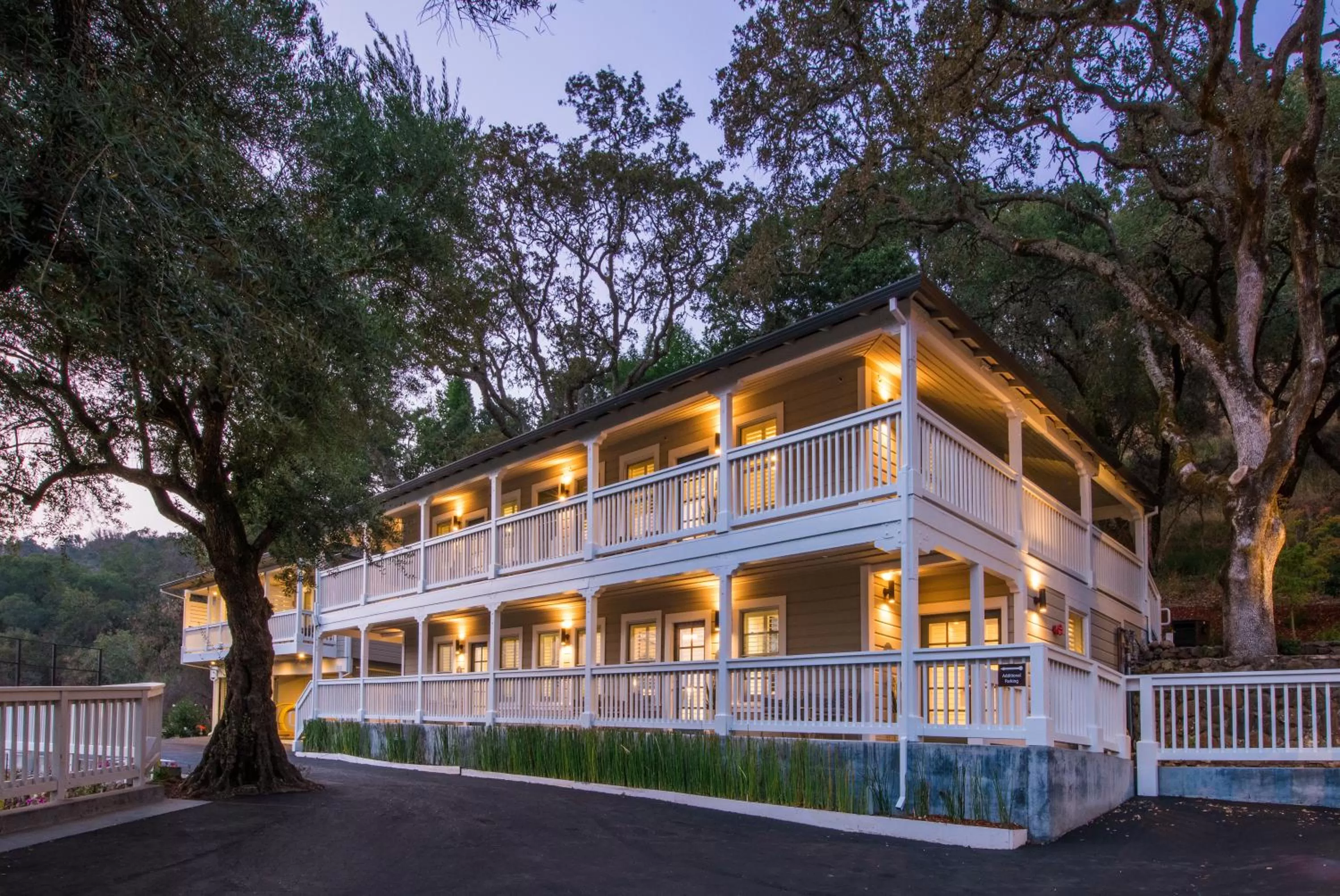 Facade/entrance in Olea Hotel
