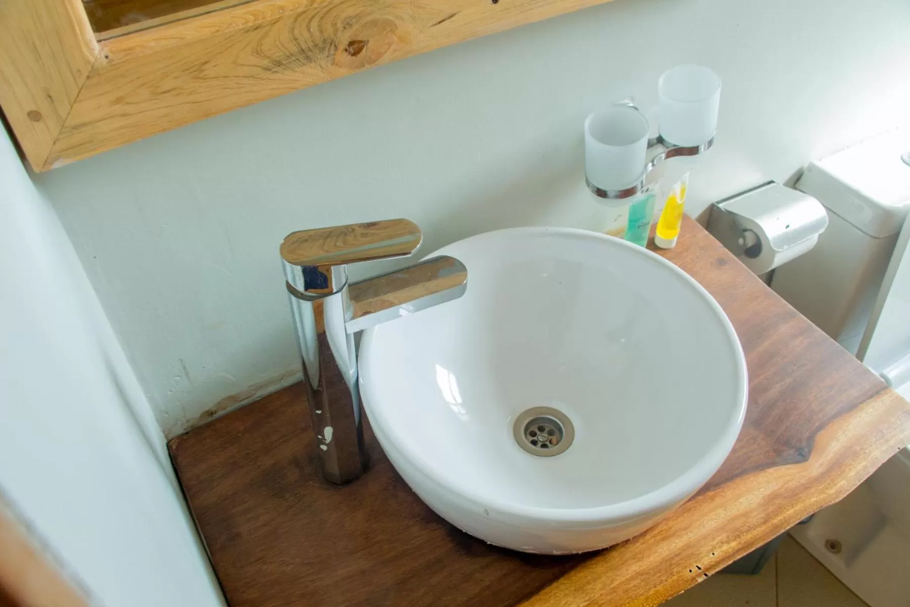 Bathroom in Nile Front Cottages
