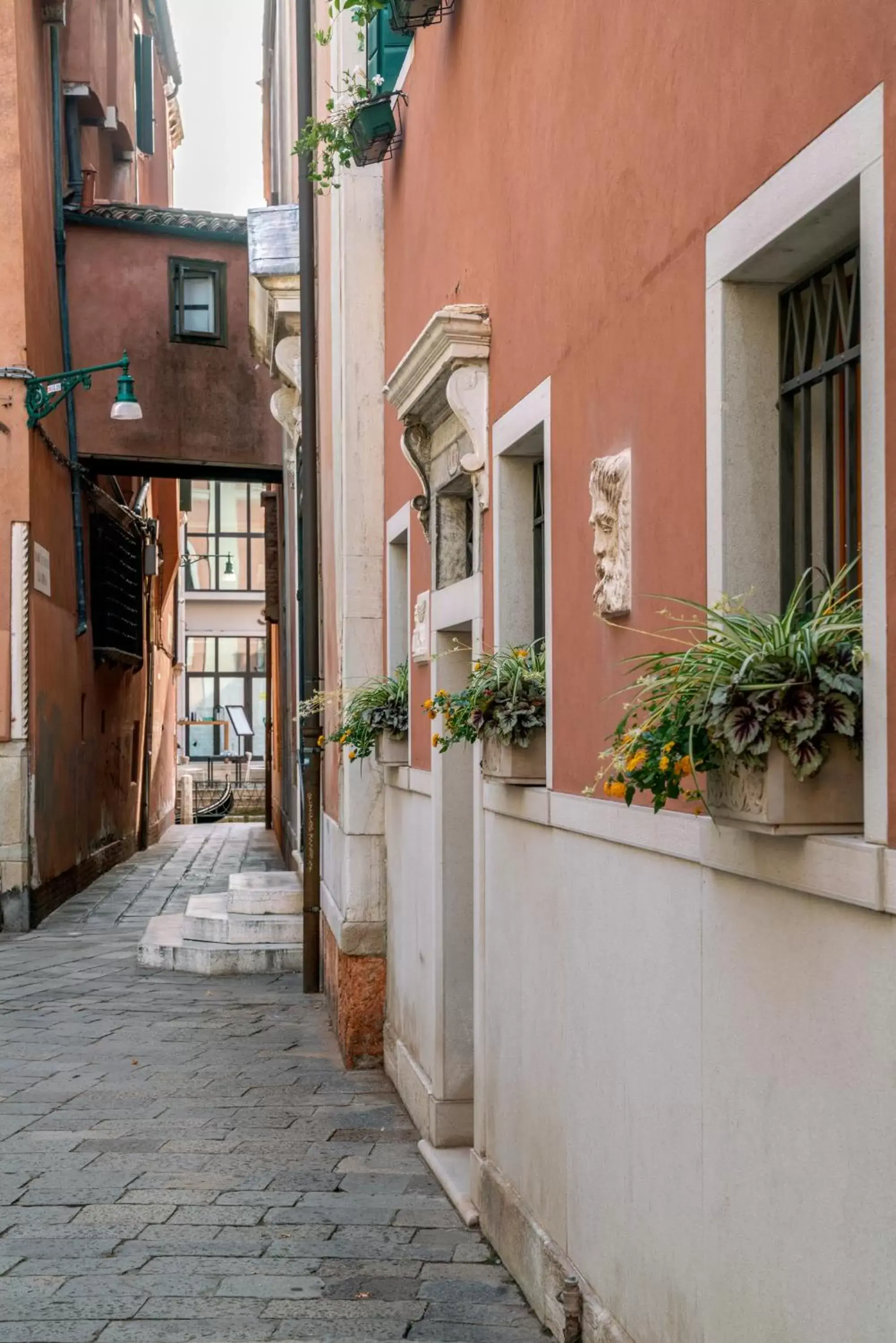 Property Building in Palazzo San Luca