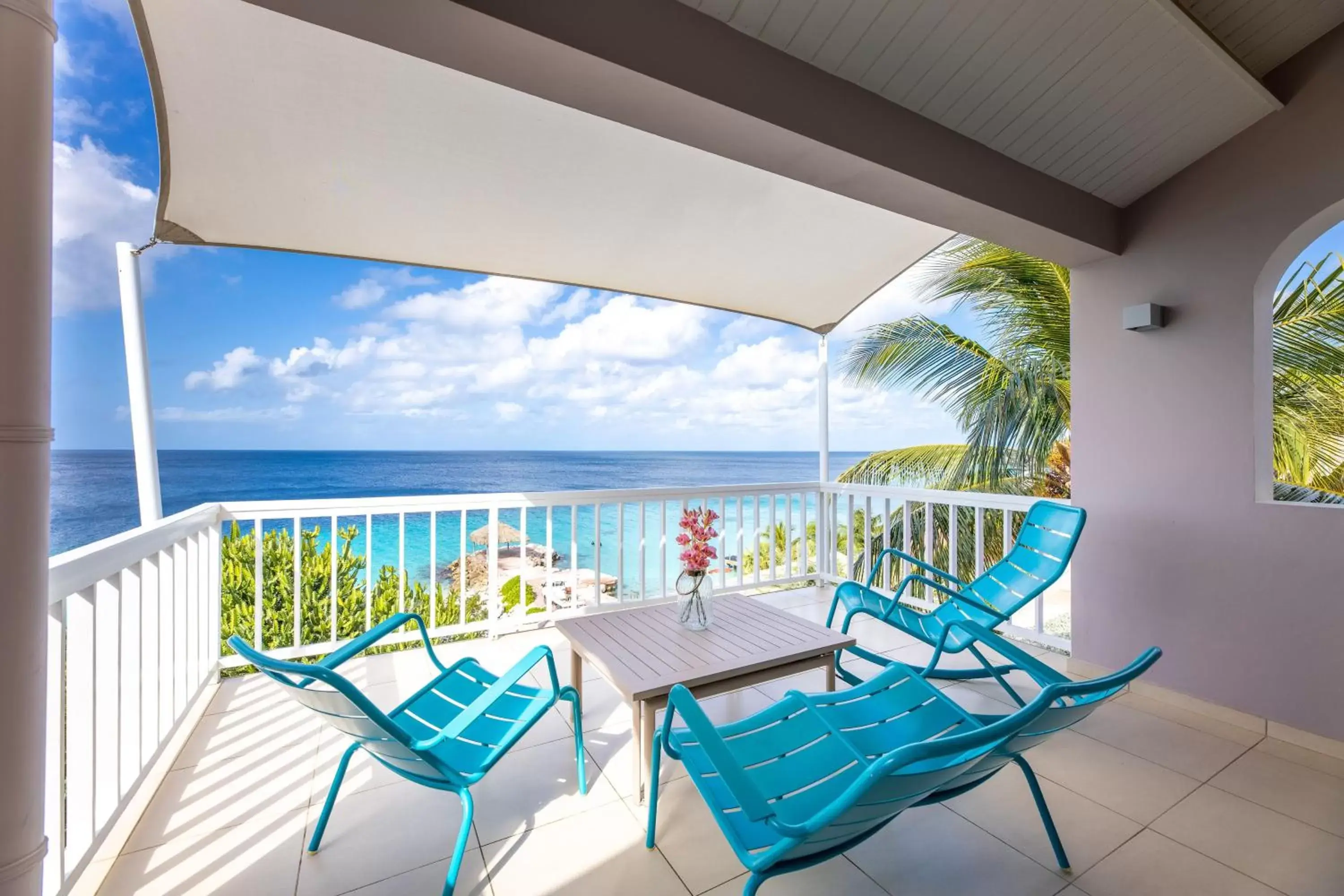 Balcony/Terrace in Coral Estate Luxury Resort