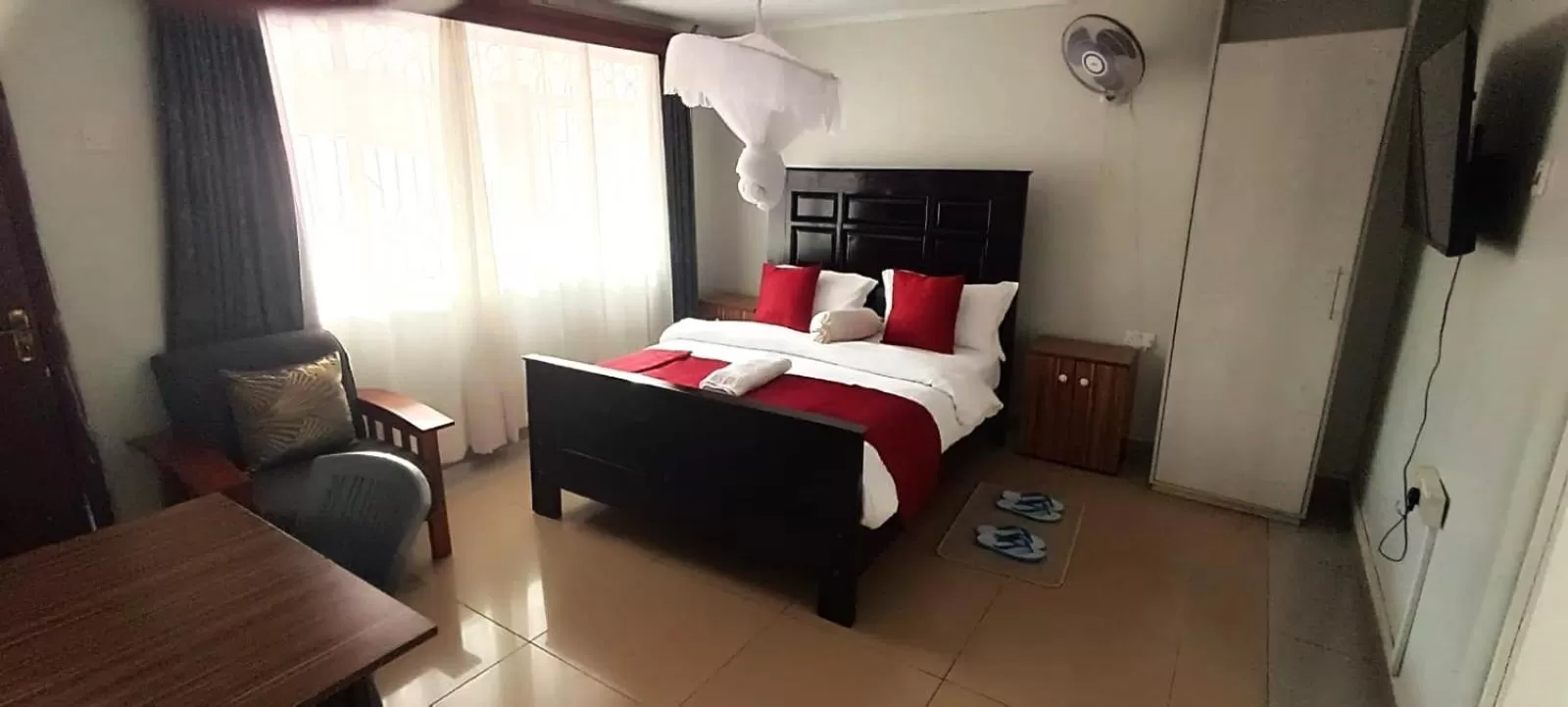 Bed in Milimani Comfort