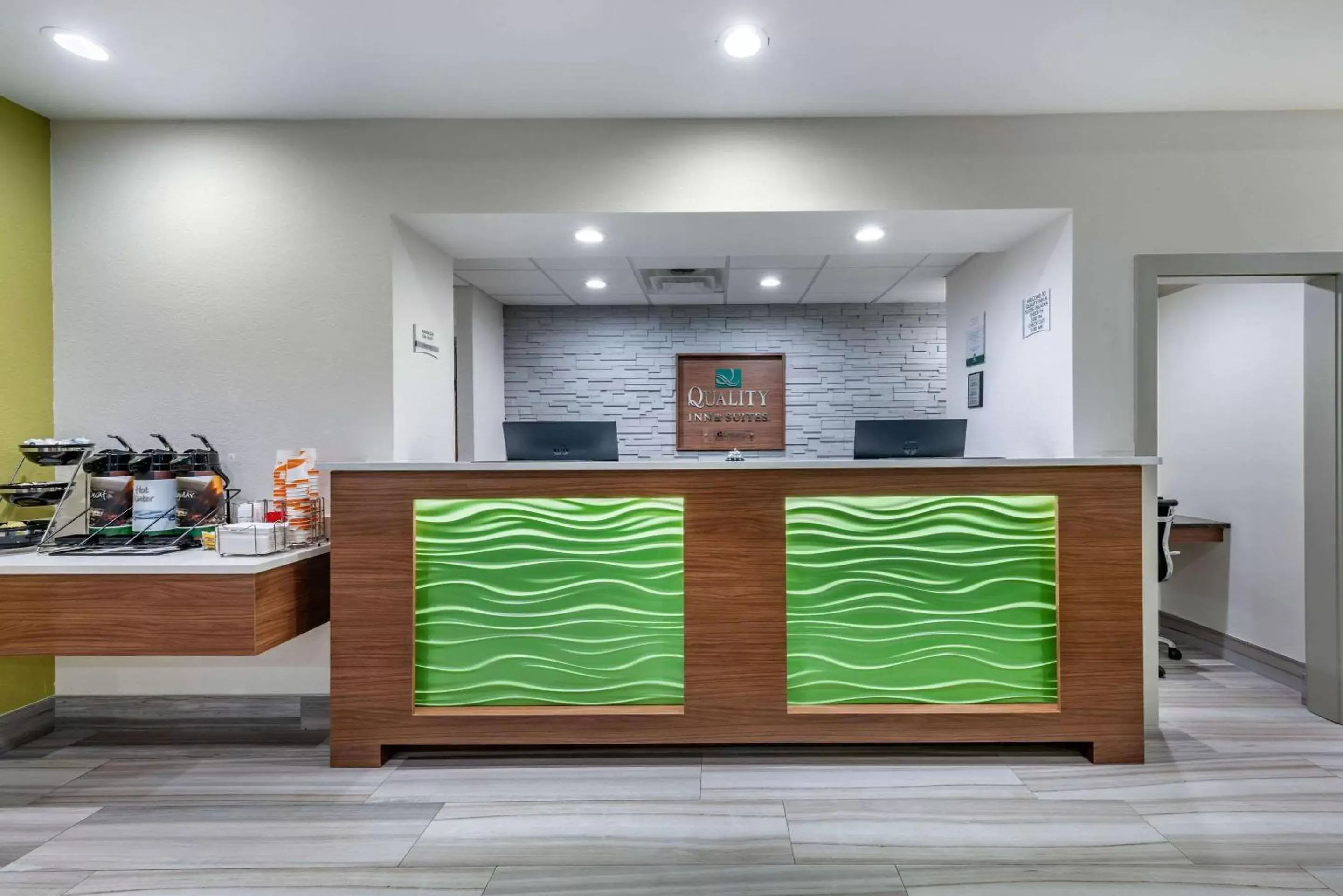 Lobby or reception, Lobby/Reception in Quality Inn and Suites Riverfront