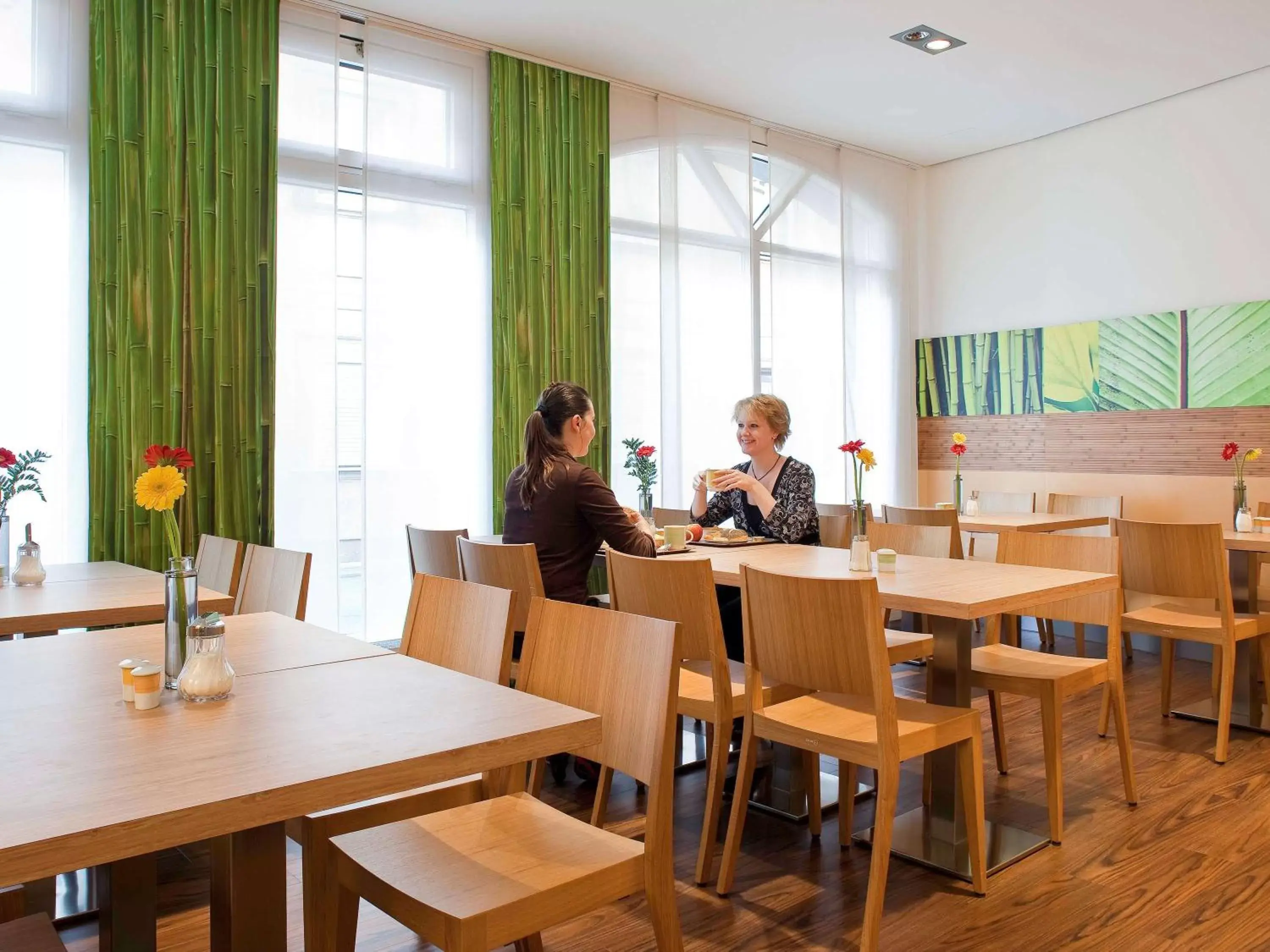 Breakfast, Restaurant/Places to Eat in ibis Bamberg Altstadt