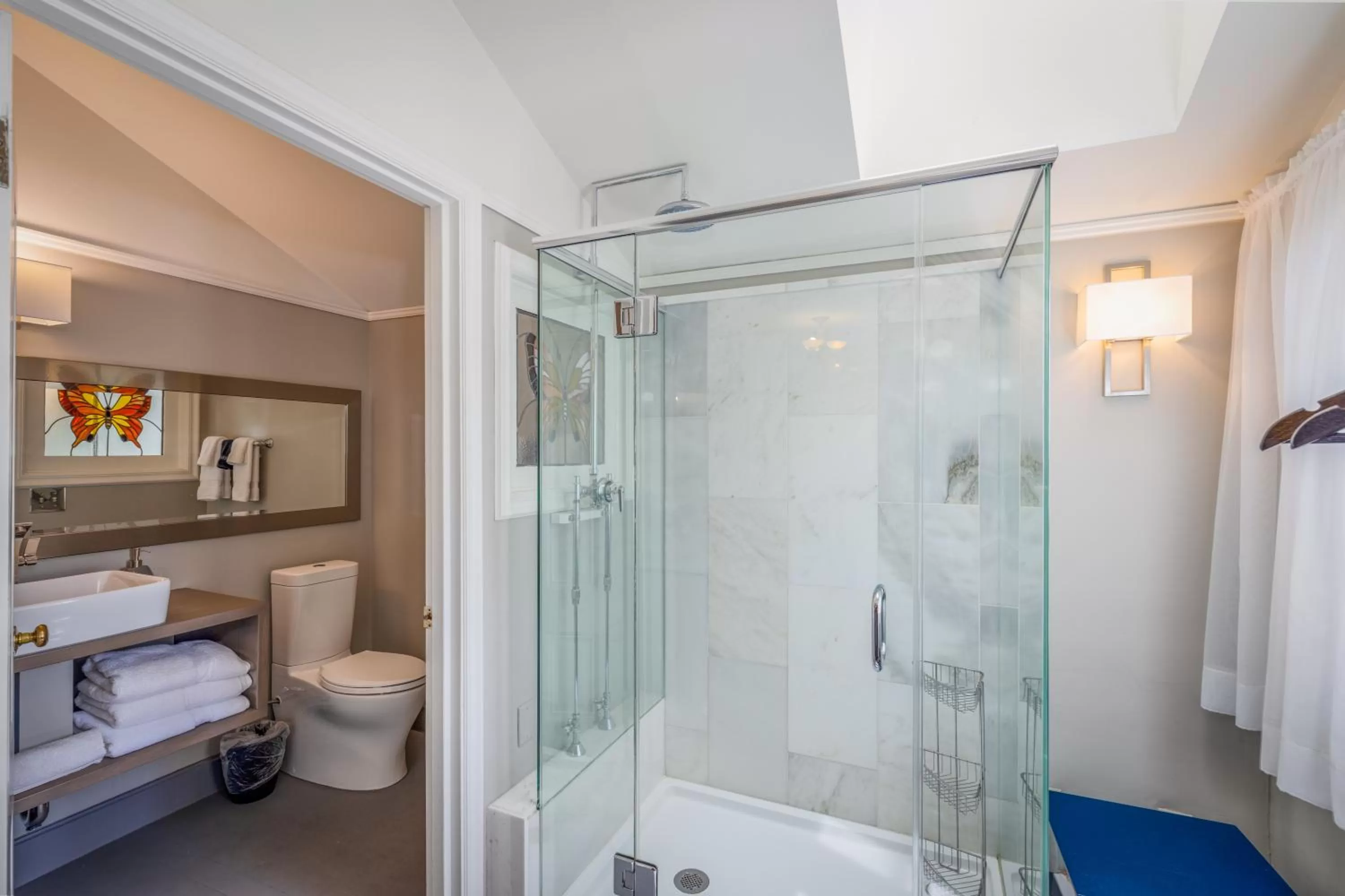 Nantucket Whale Inn, Half Moon Bay