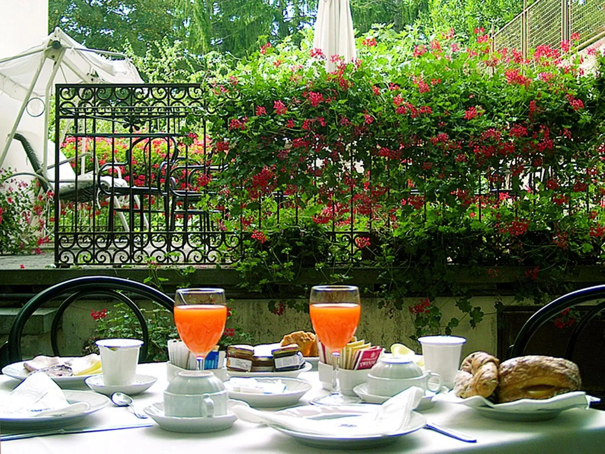 Garden, Breakfast in Hotel Bonconte