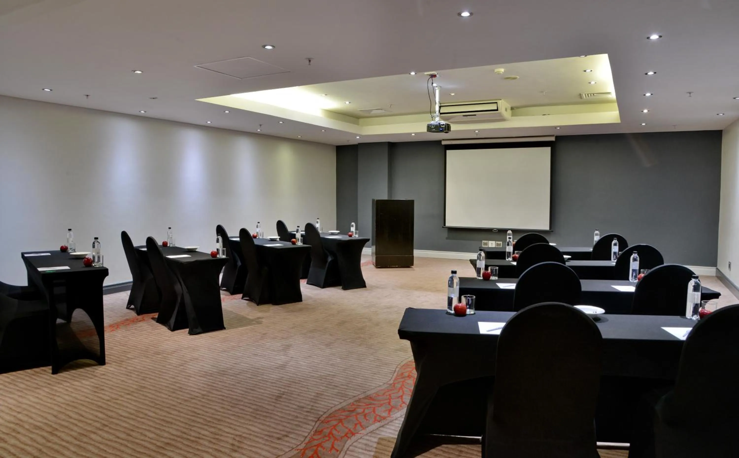 Seating area in Fountains Hotel