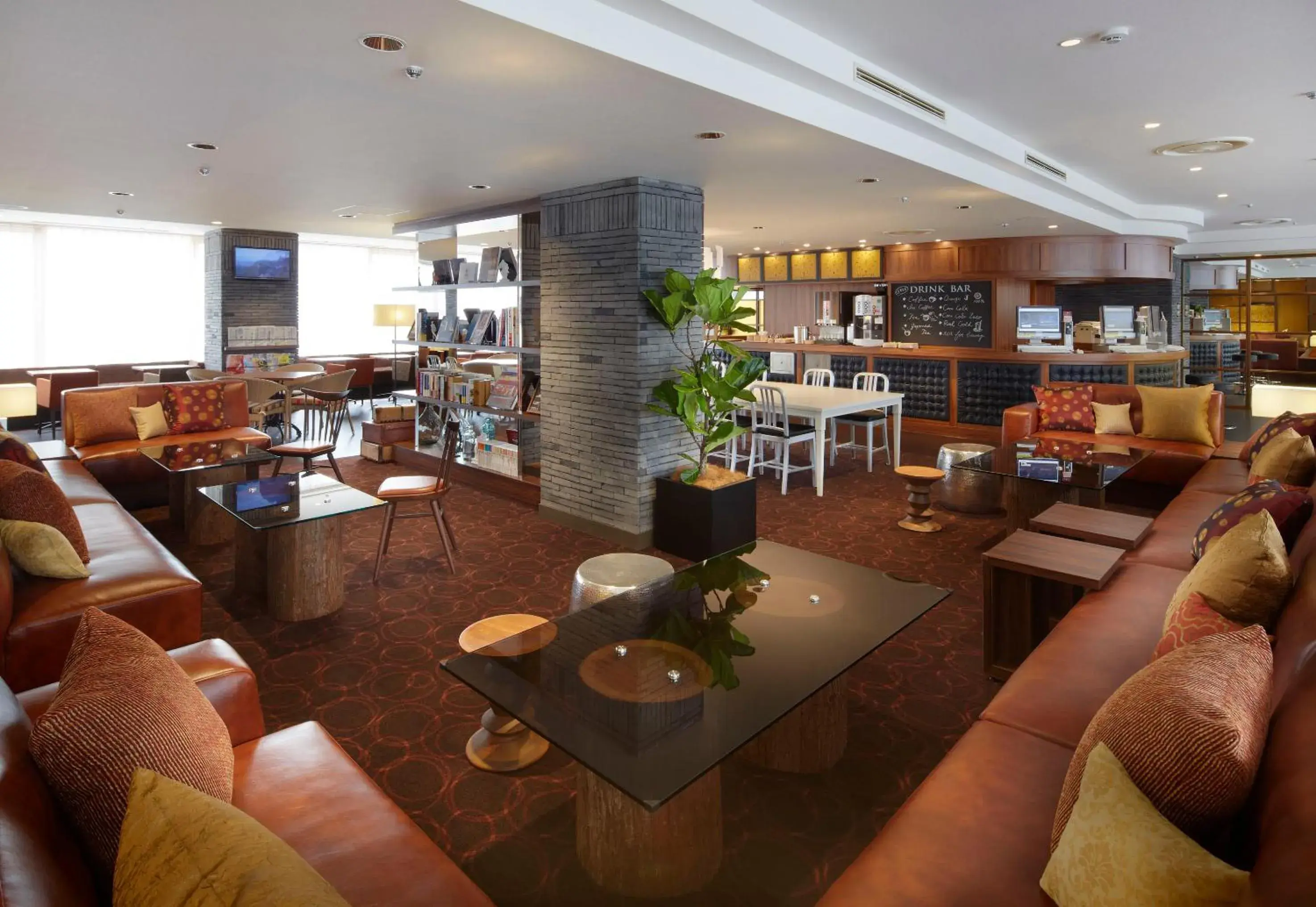 Communal lounge/ TV room, Restaurant/Places to Eat in Shinagawa Prince Hotel N Tower