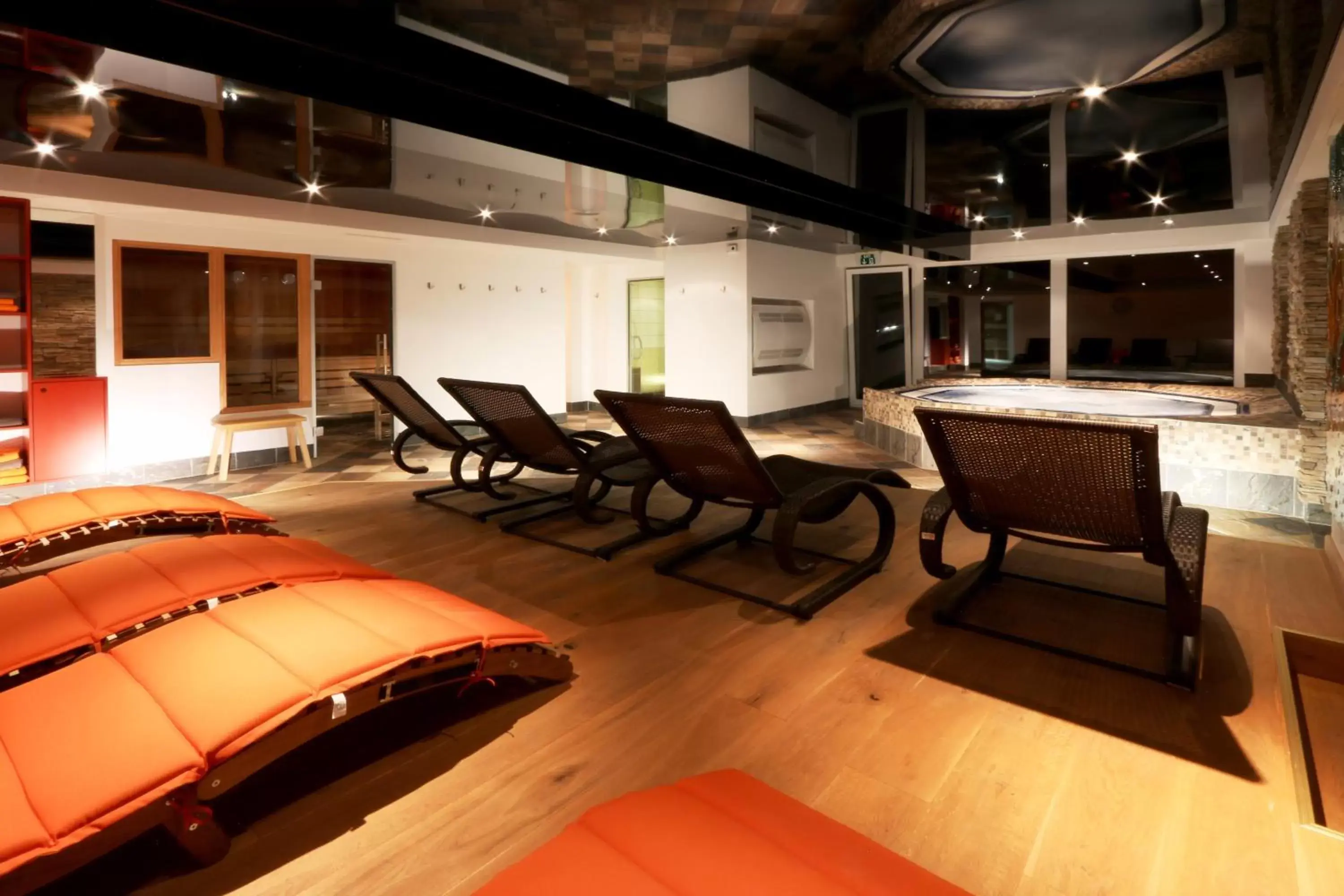 Spa and wellness centre/facilities in Amber Ski-in/out Hotel & Spa