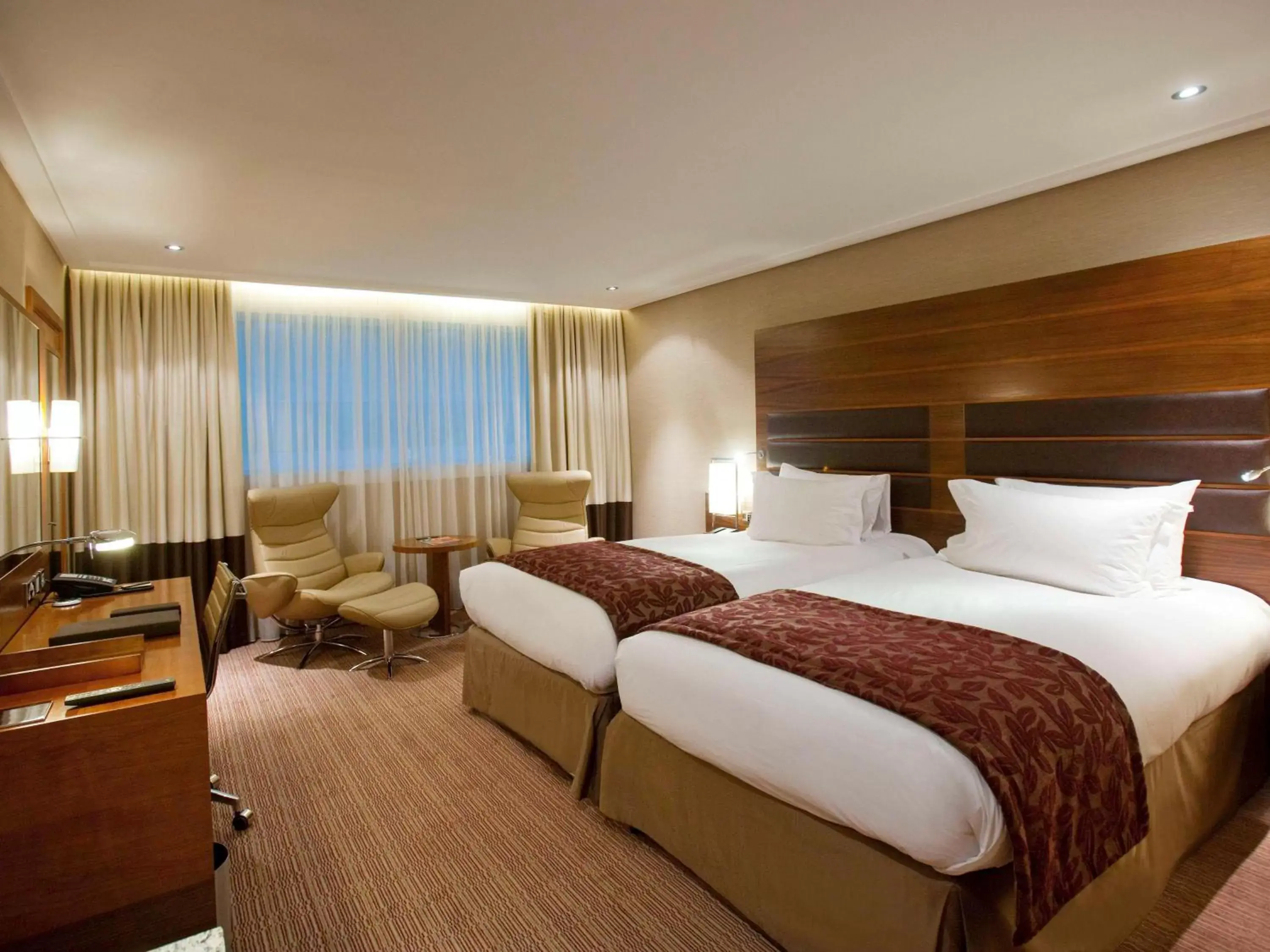 Bedroom, Bed in Sofitel London Heathrow