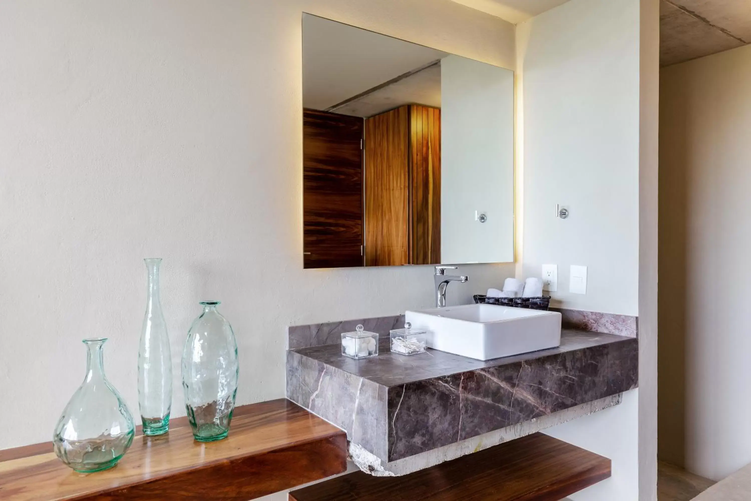 Bathroom in Huachinango By HomiRent