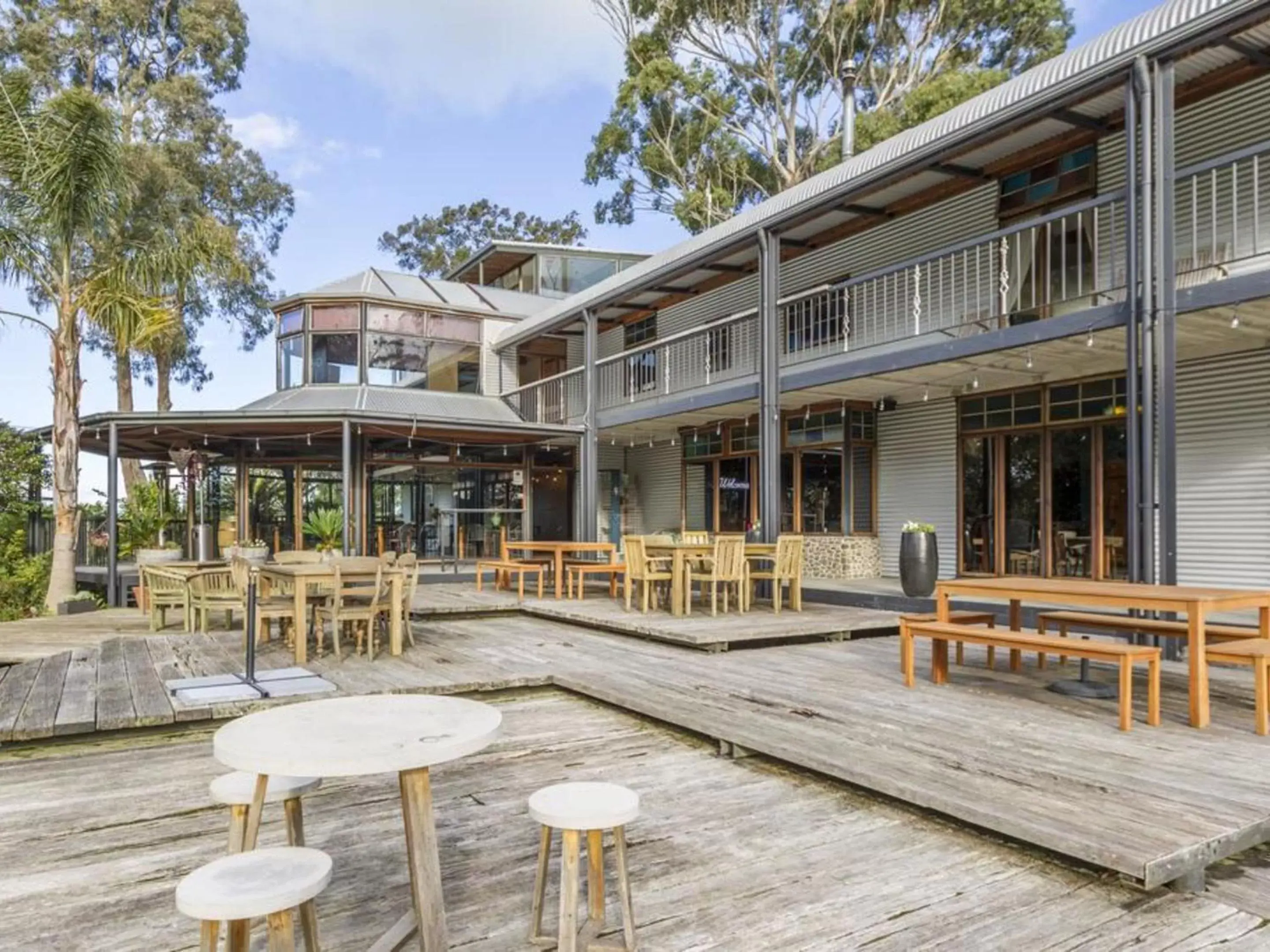 Property building in The Narrows Landing Hotel