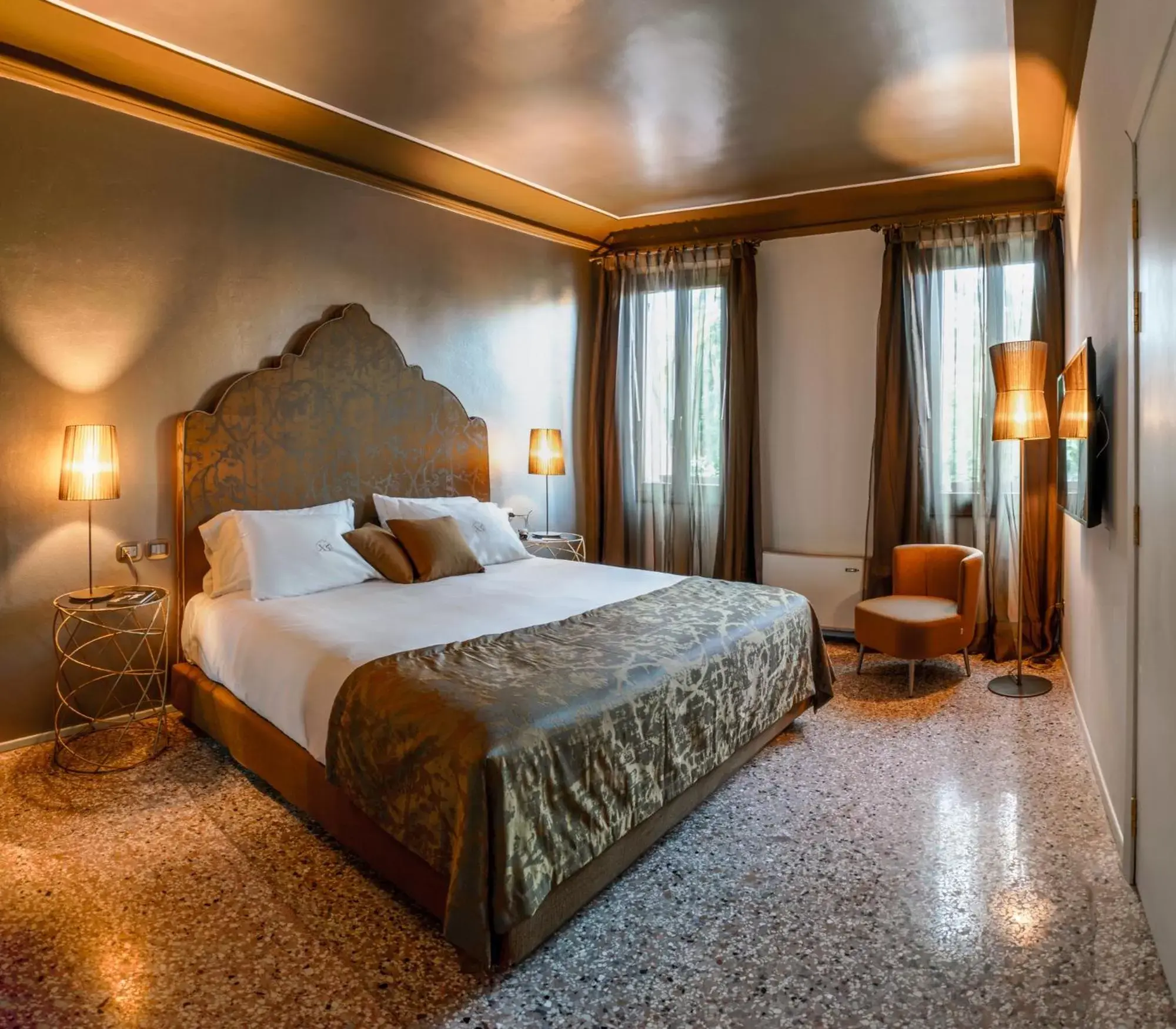 Photo of the whole room, Bed in Excess Venice Boutique Hotel & Private Spa - Adults Only