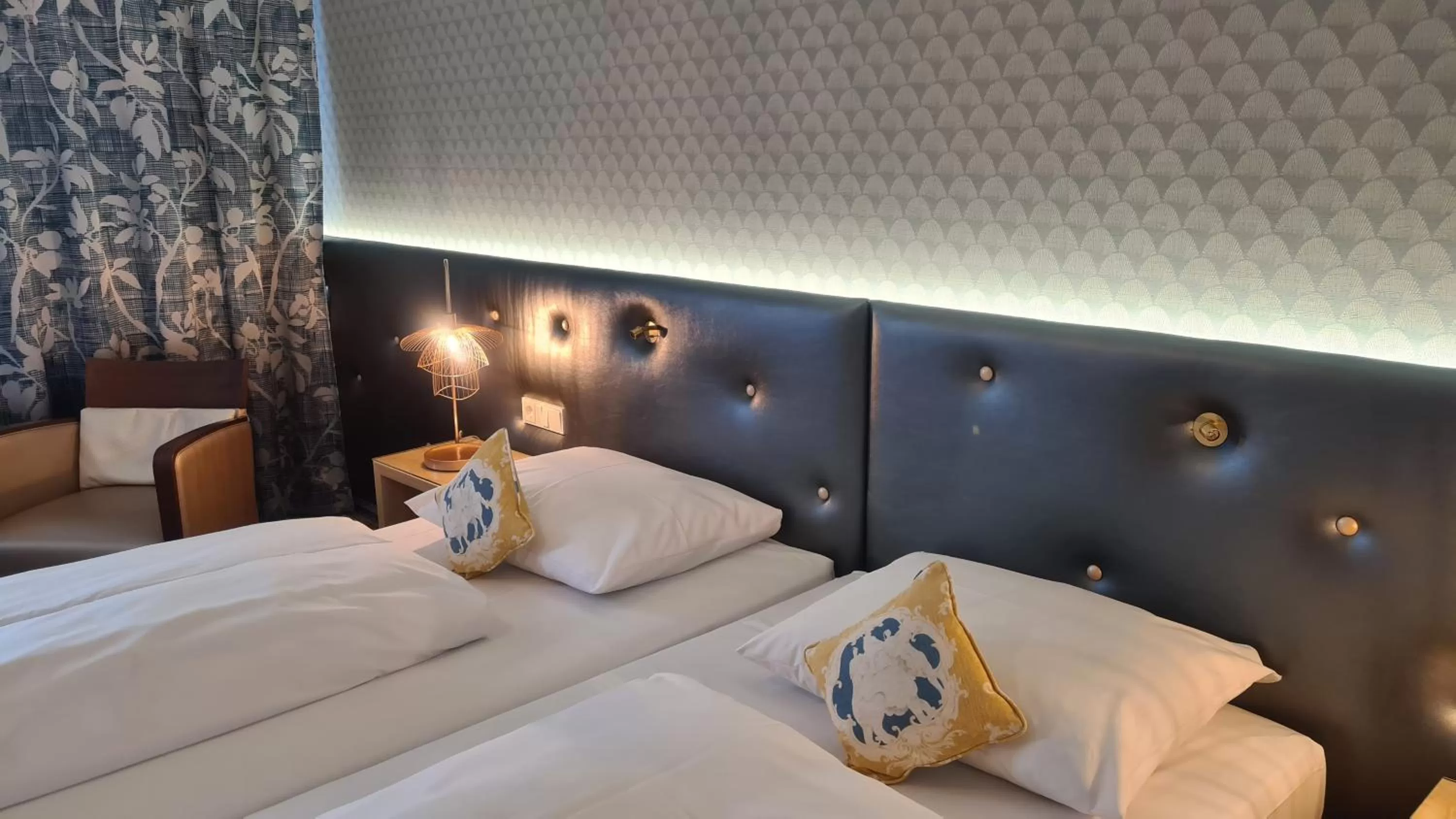 Photo of the whole room, Bed in Hotel Lechnerhof Unterföhring