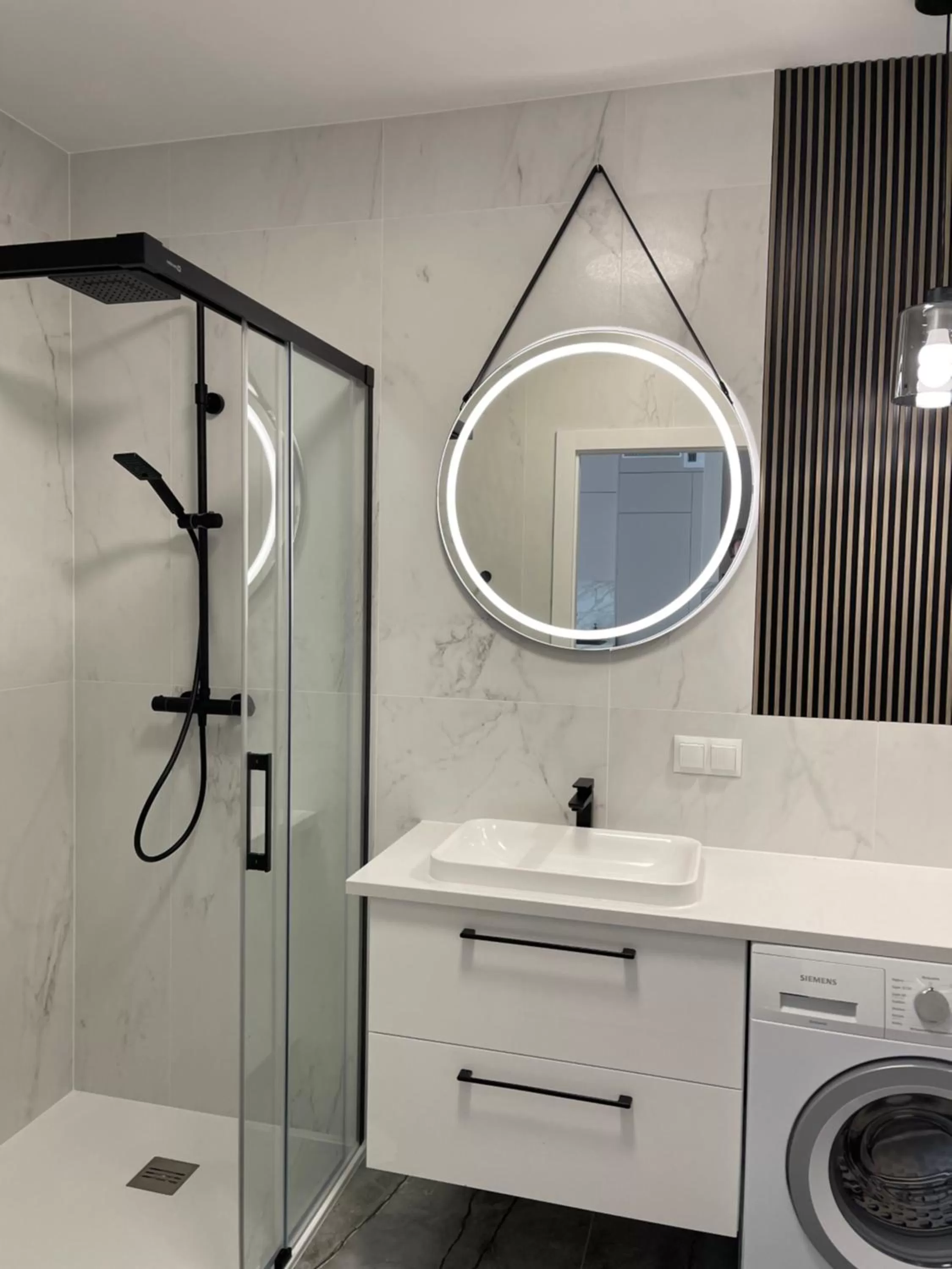 Shower in Moris Boutique Beach Hotel