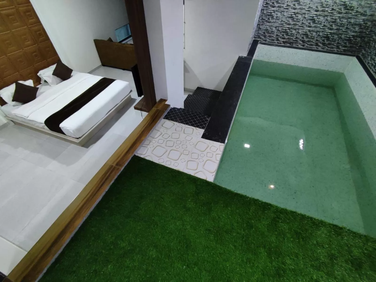 Bedroom, Bed in Hotel Jurkis, Kolhapur