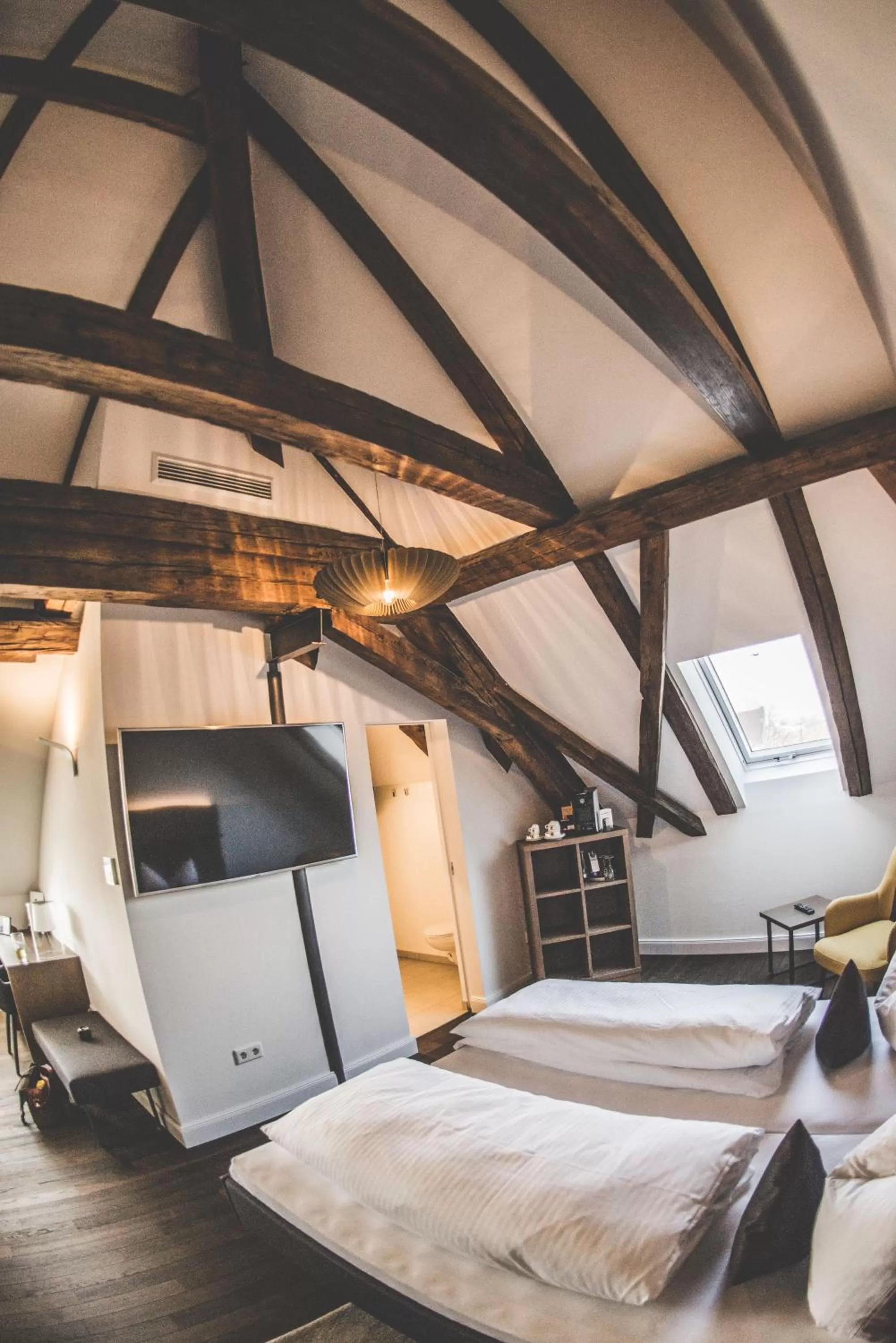 Bedroom, Bed in Hotel Münchner Hof