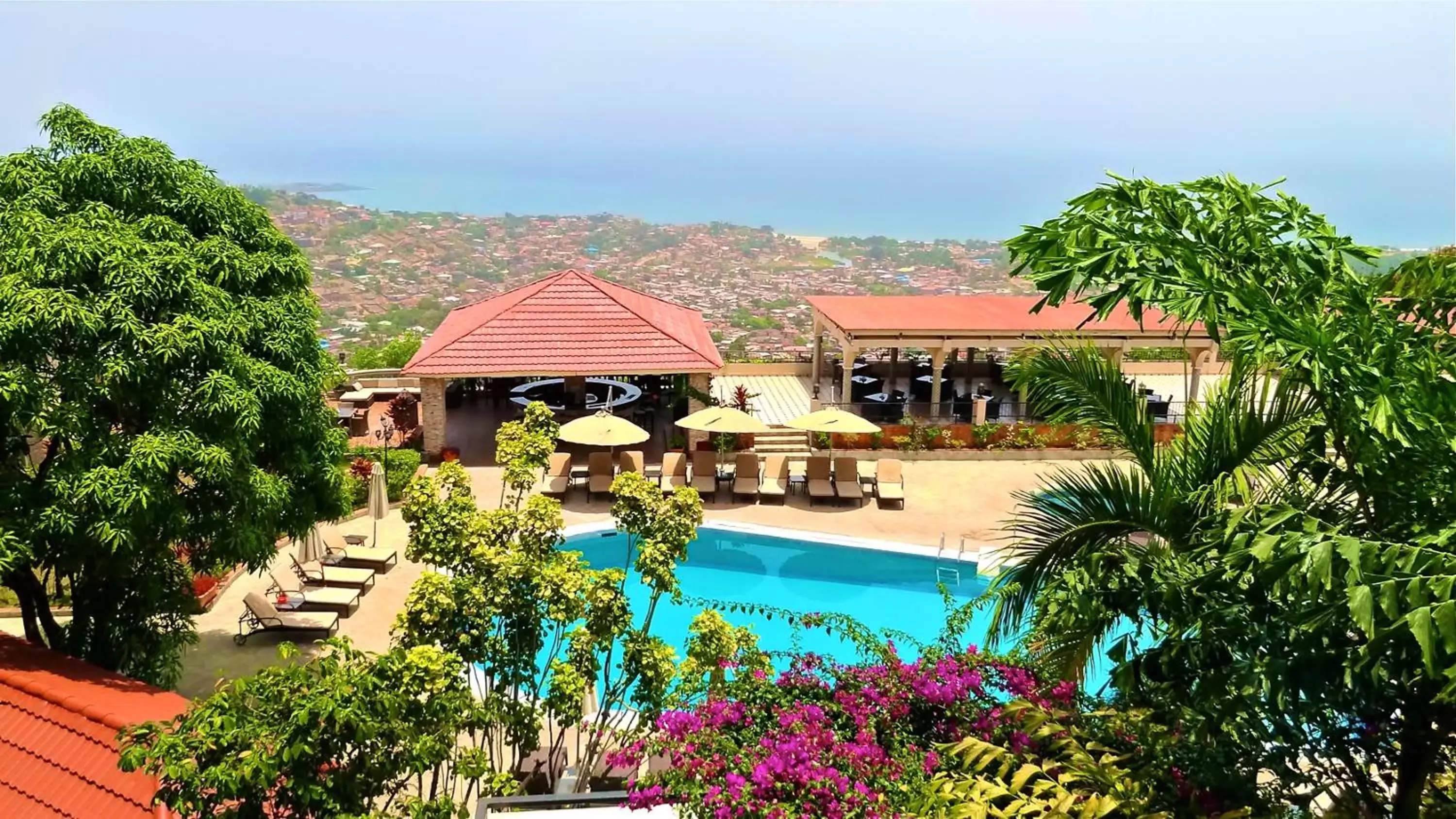 Property building, Pool View in The Country Lodge Hotel