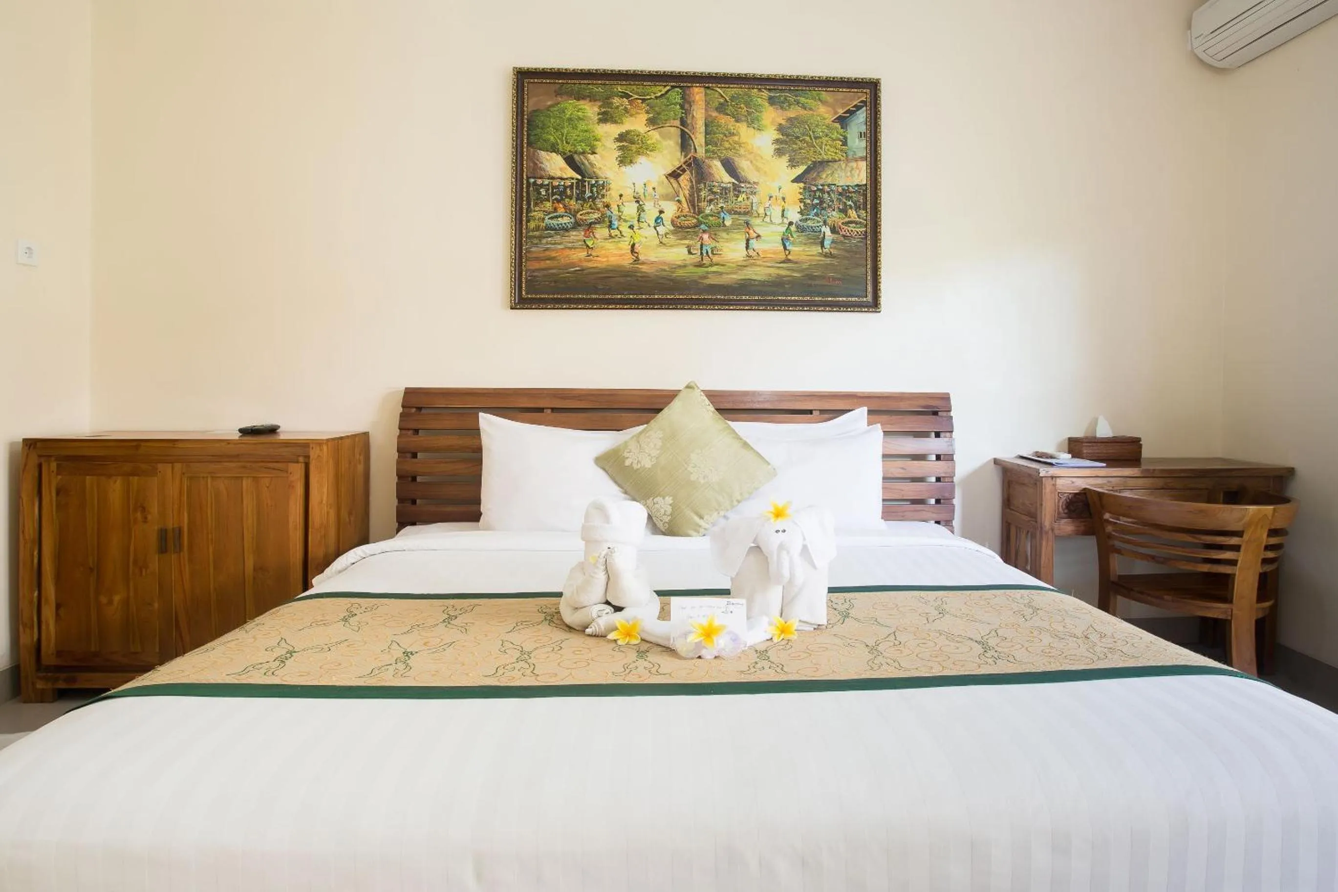 Bed in Blanjong Homestay by ecommerceloka