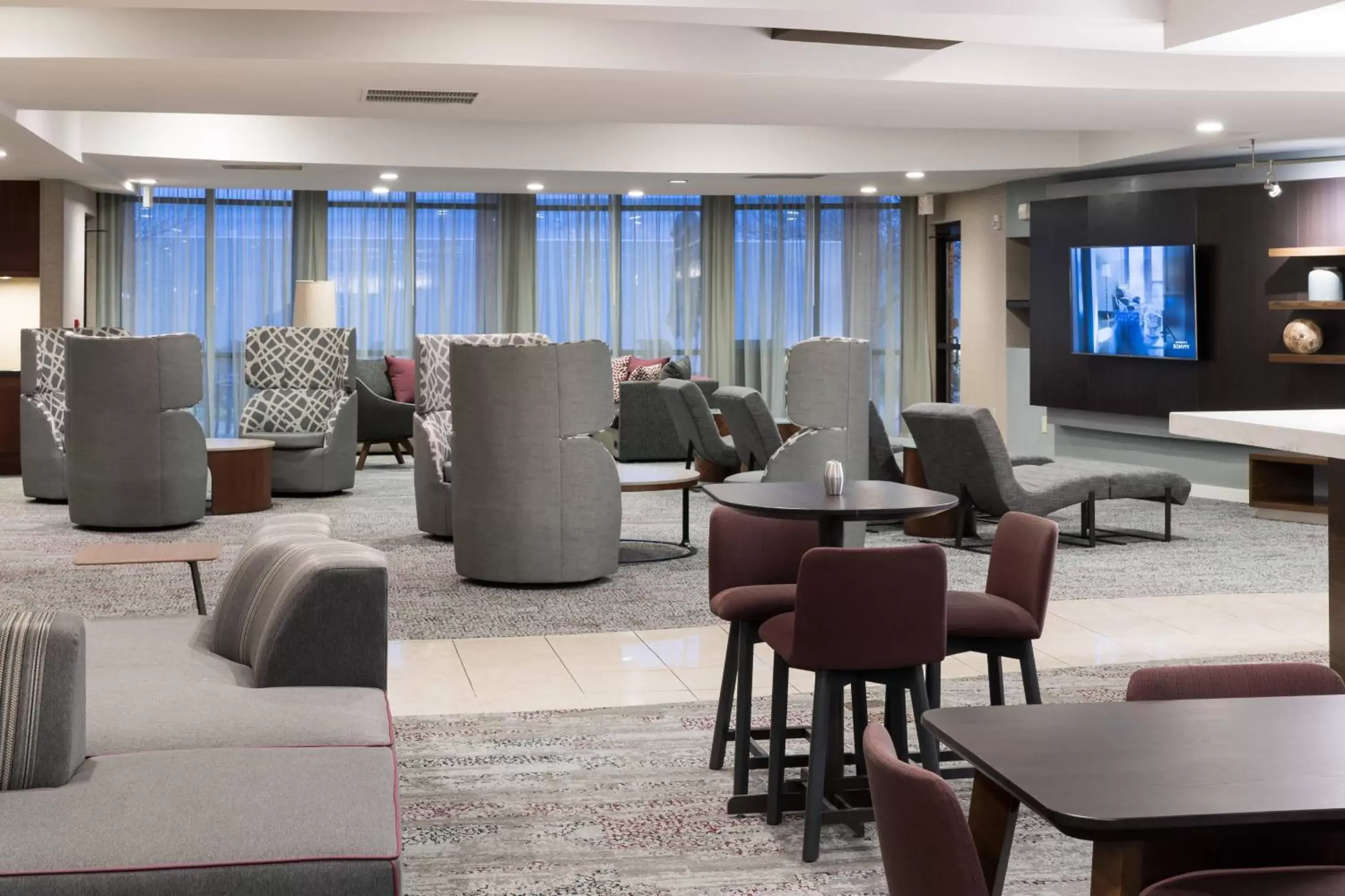 Lobby or reception, Lounge/Bar in Courtyard by Marriott West Orange