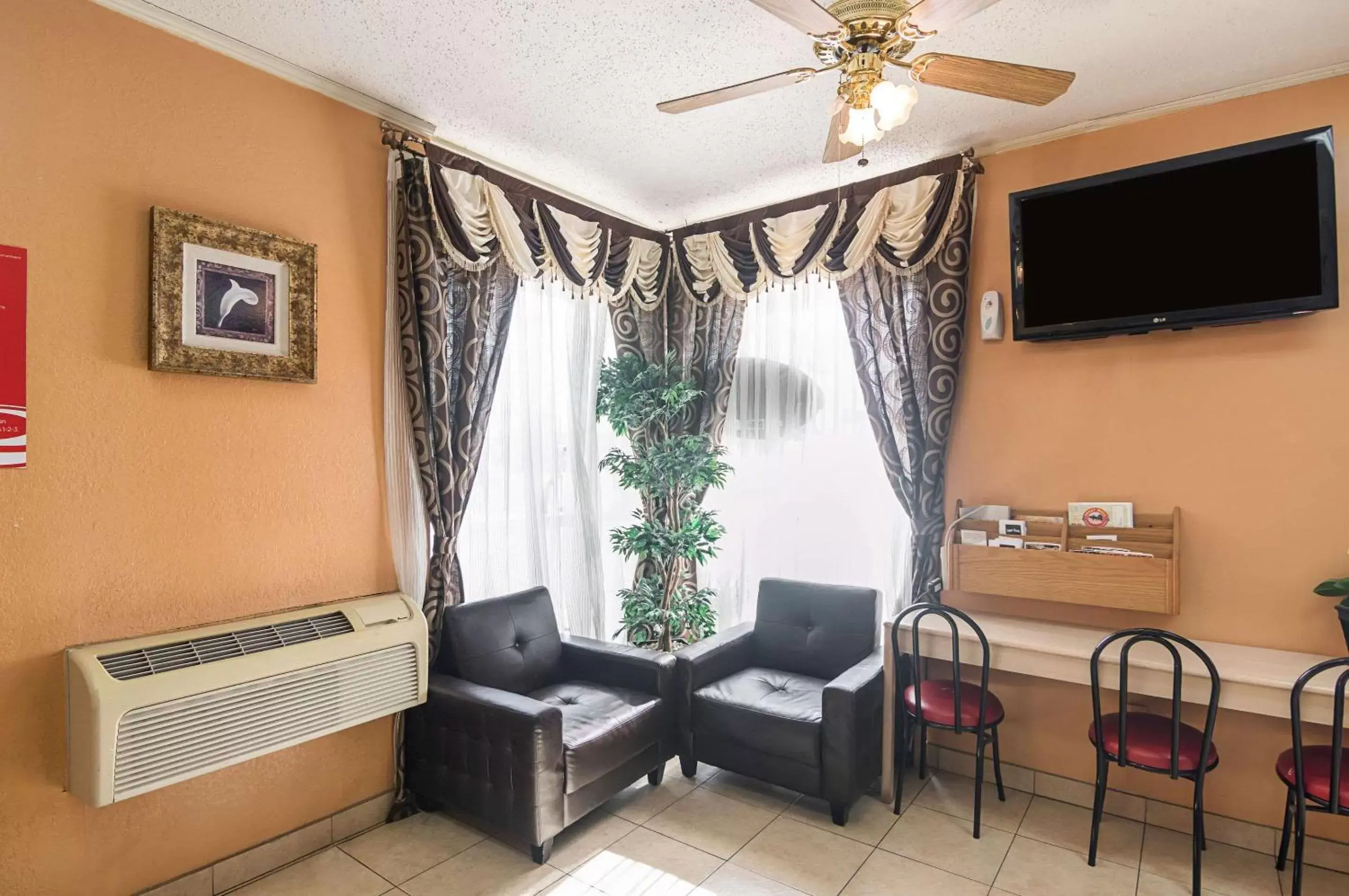 Lobby or reception, Seating Area in Econo Lodge Dalhart Hwy 54 - Hwy 287