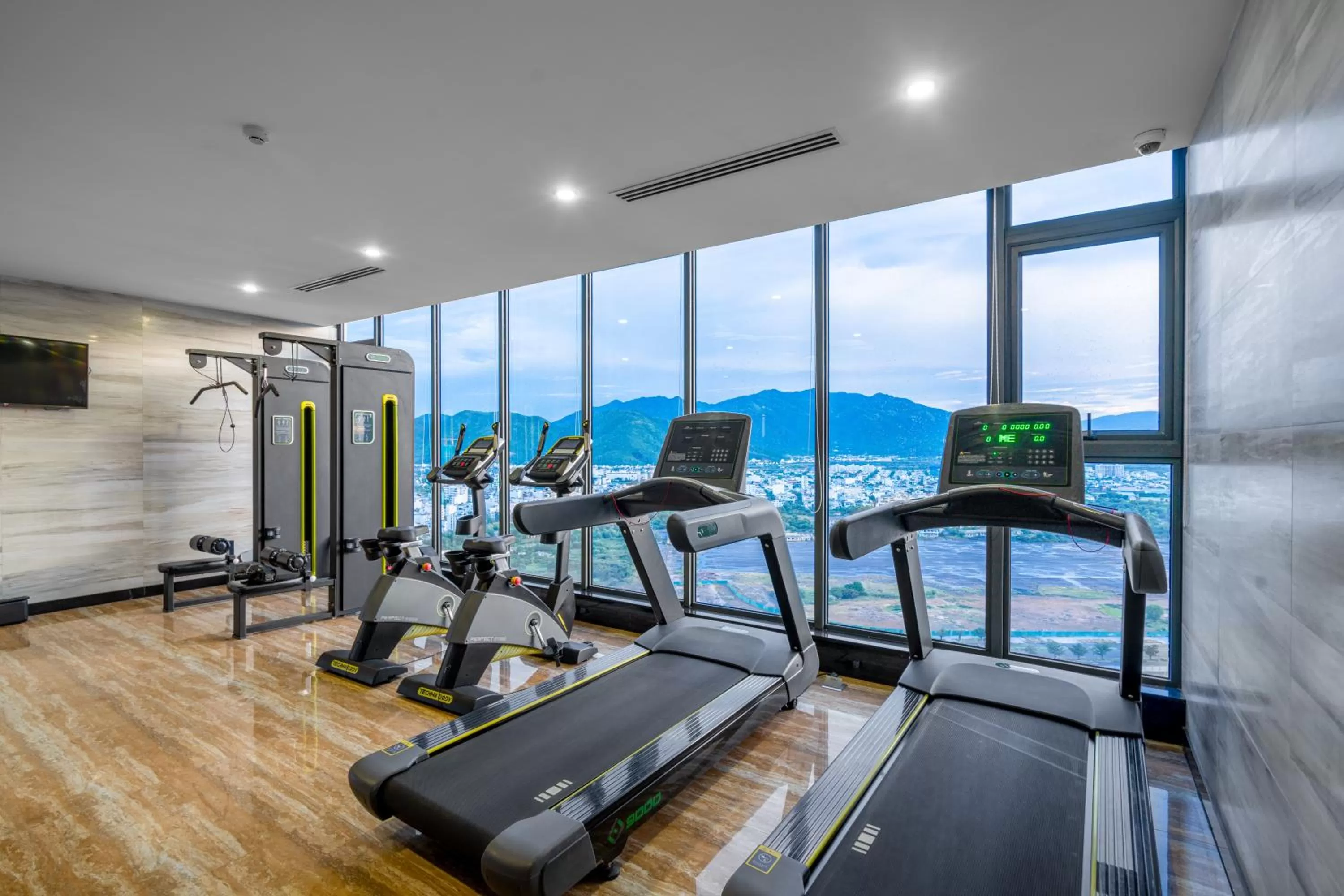 Sports in Emerald Bay Hotel & Spa Nha Trang