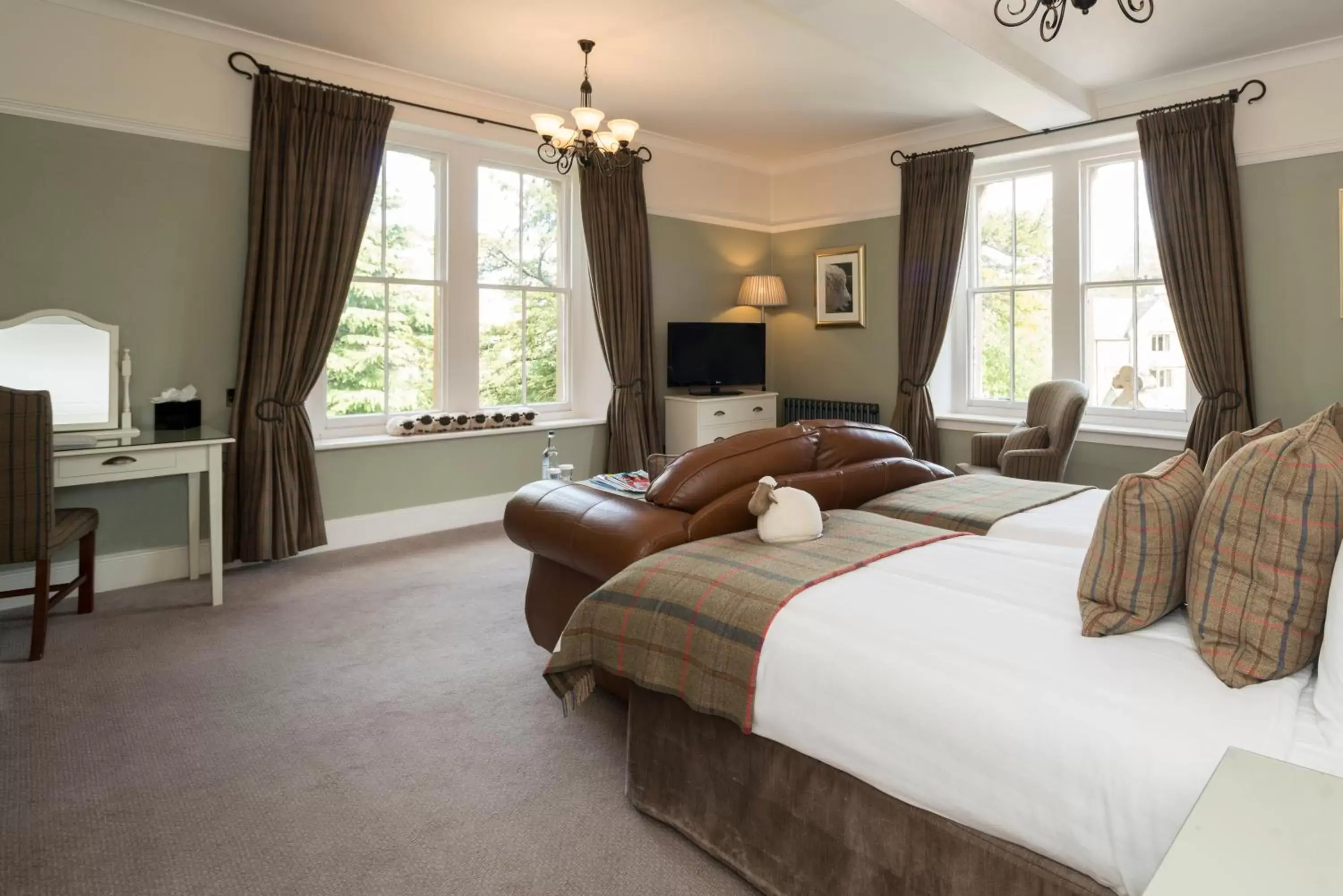 Bedroom in Three Ways House Hotel