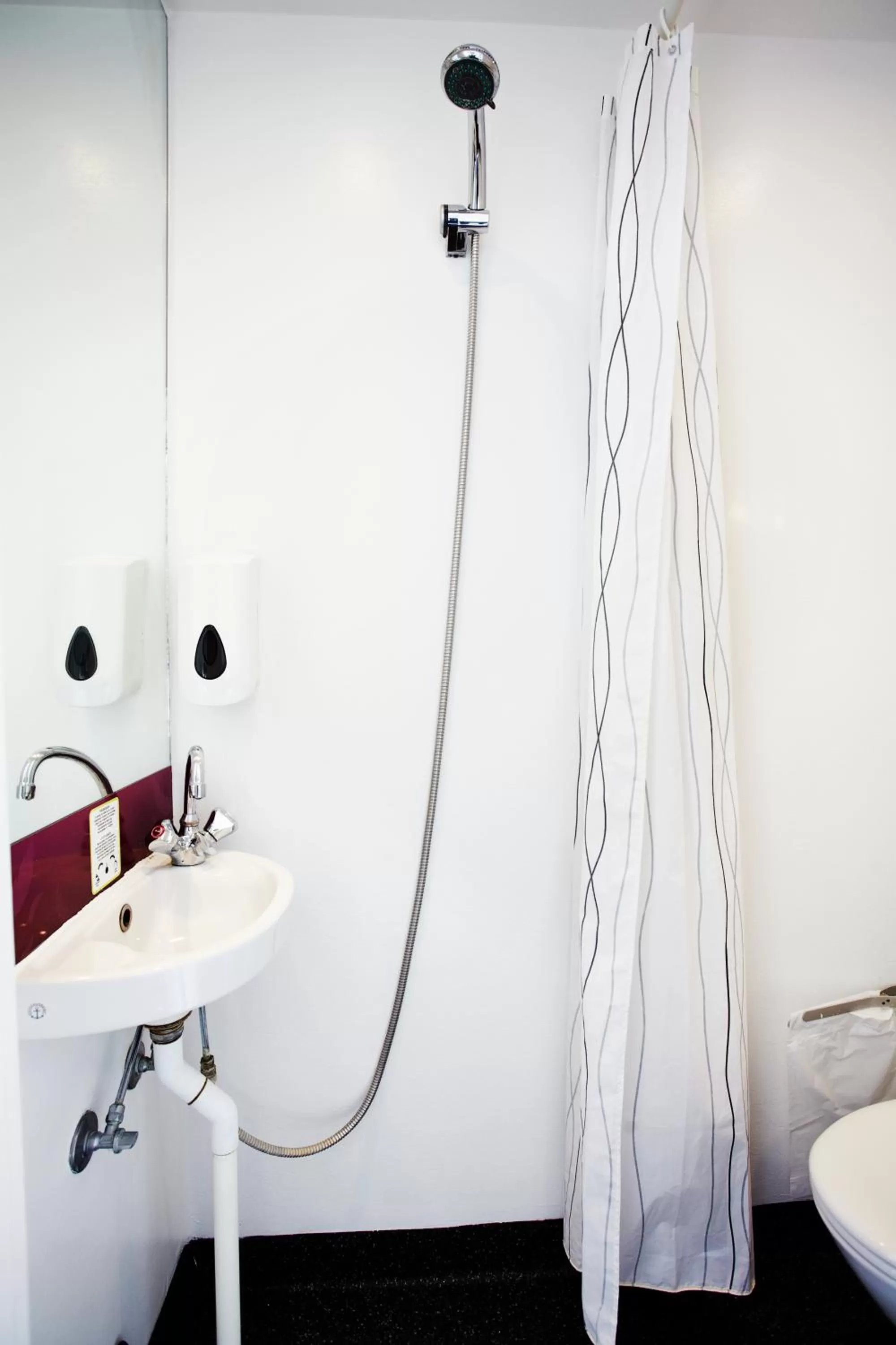 Shower in Copenhagen Go Hotel