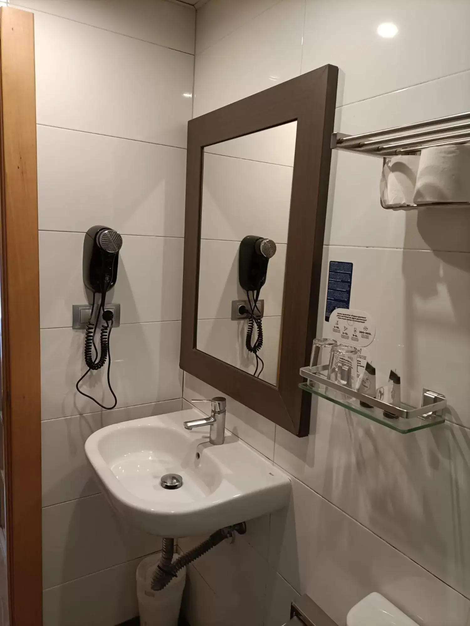 Bathroom in Hotel Transit