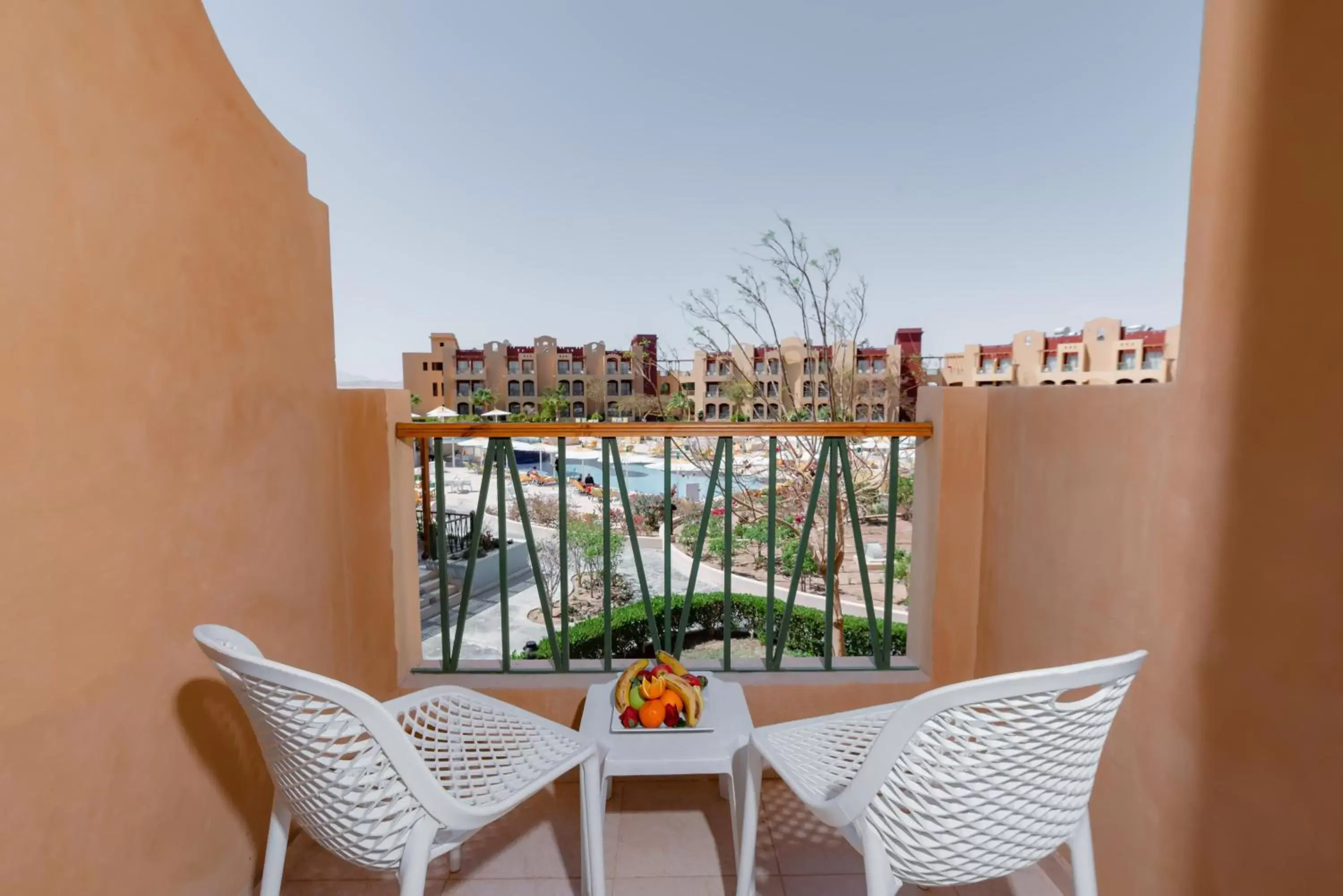 Photo of the whole room, Balcony/Terrace in Lemon & Soul Makadi Garden