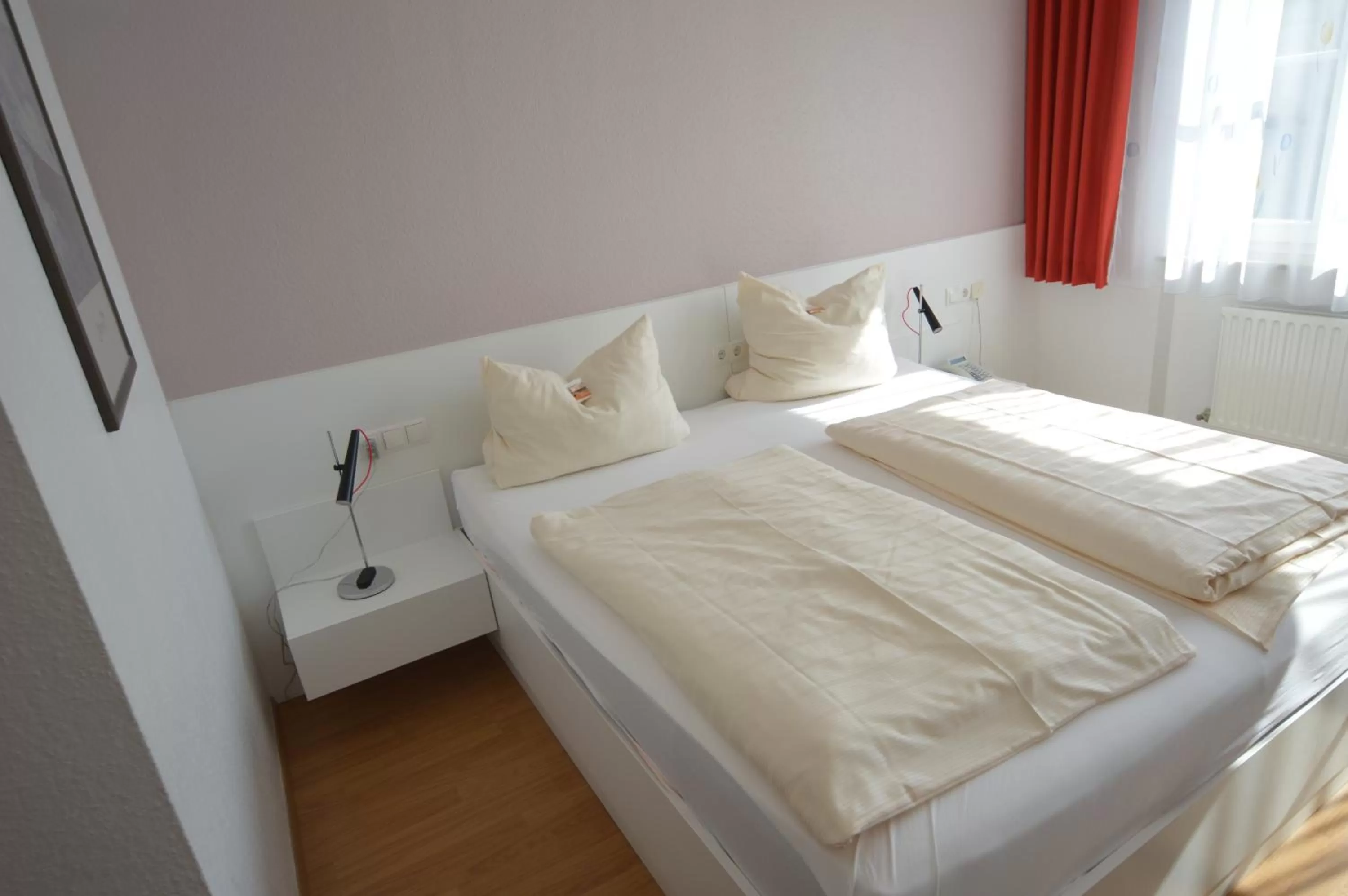 Bed in Aktivhotel Alter Kaiser