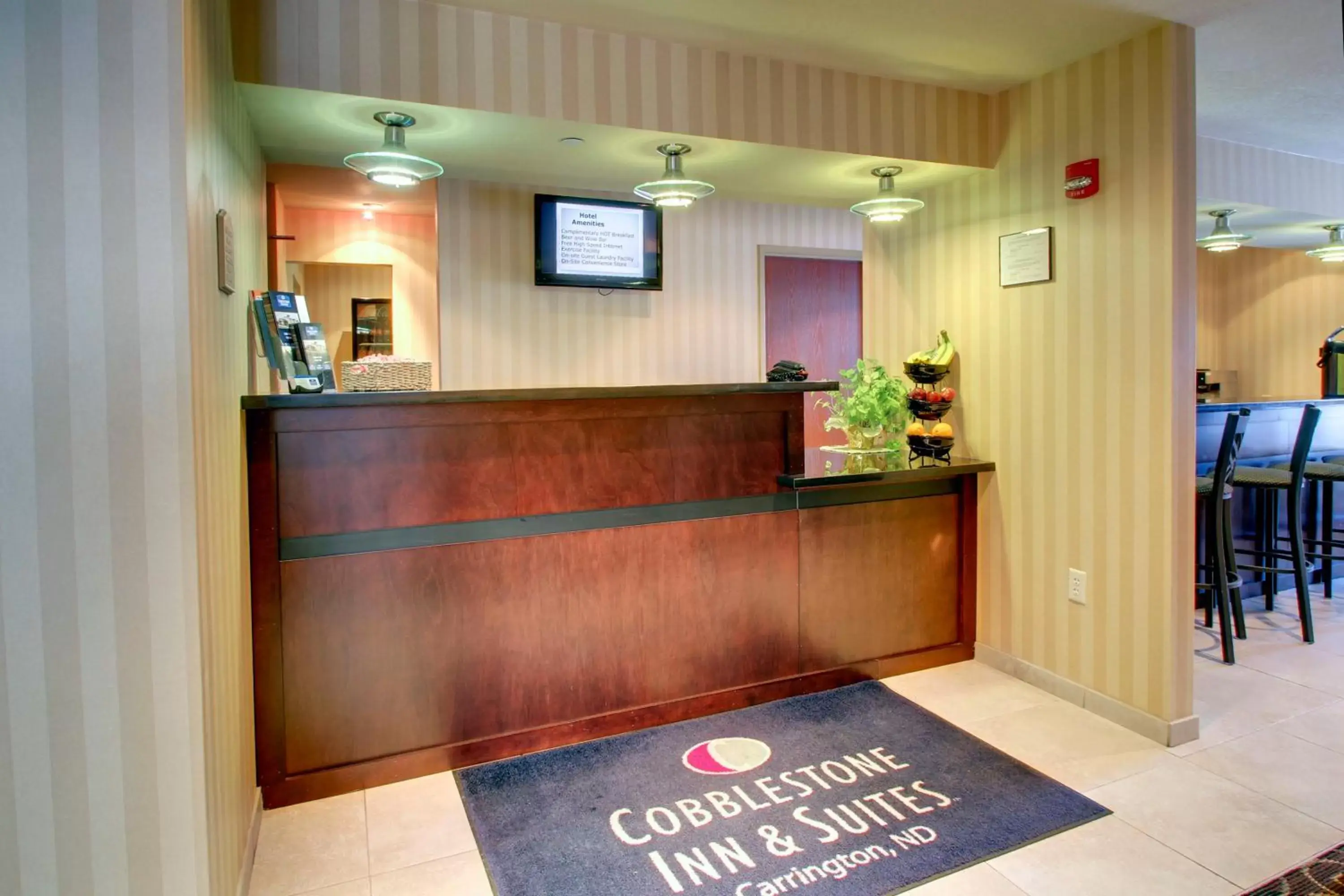 Lobby or reception, Lobby/Reception in Cobblestone Inn & Suites - Carrington