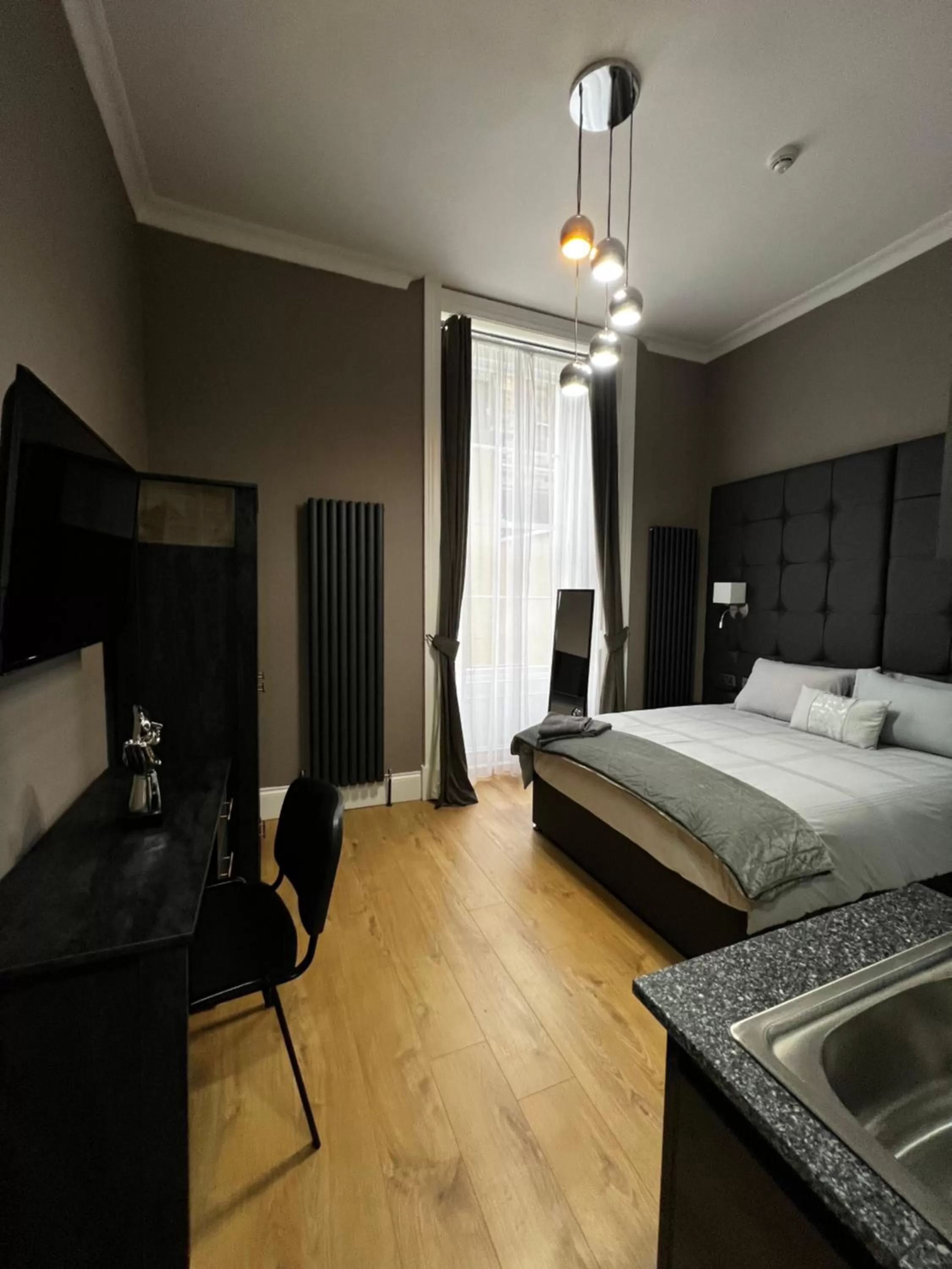 Bed in Amani Apartments - Glasgow City Centre