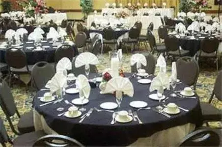 Banquet/Function facilities, Banquet Facilities in Radisson Hotel Santa Maria
