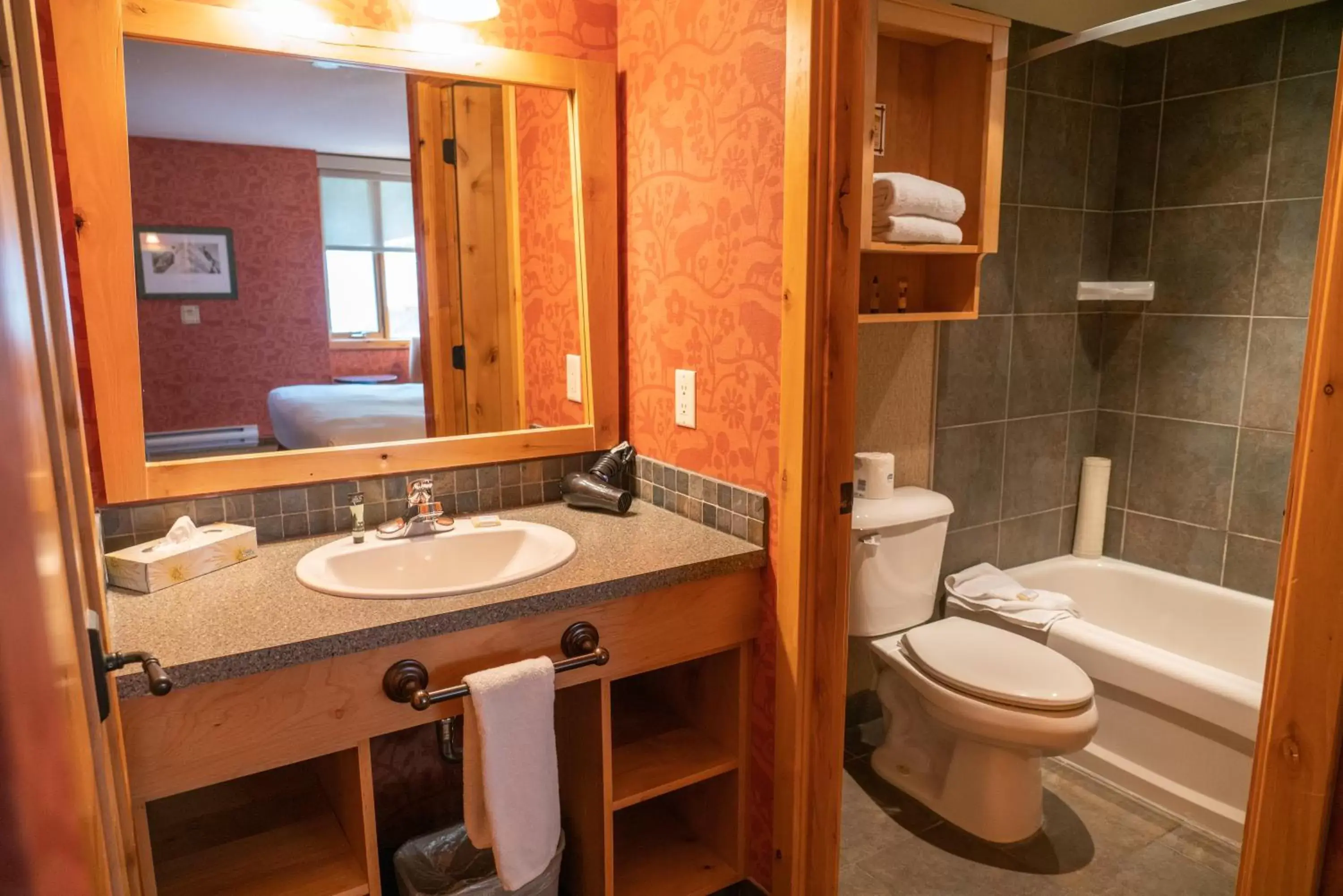 Bathroom in Fox Hotel and Suites