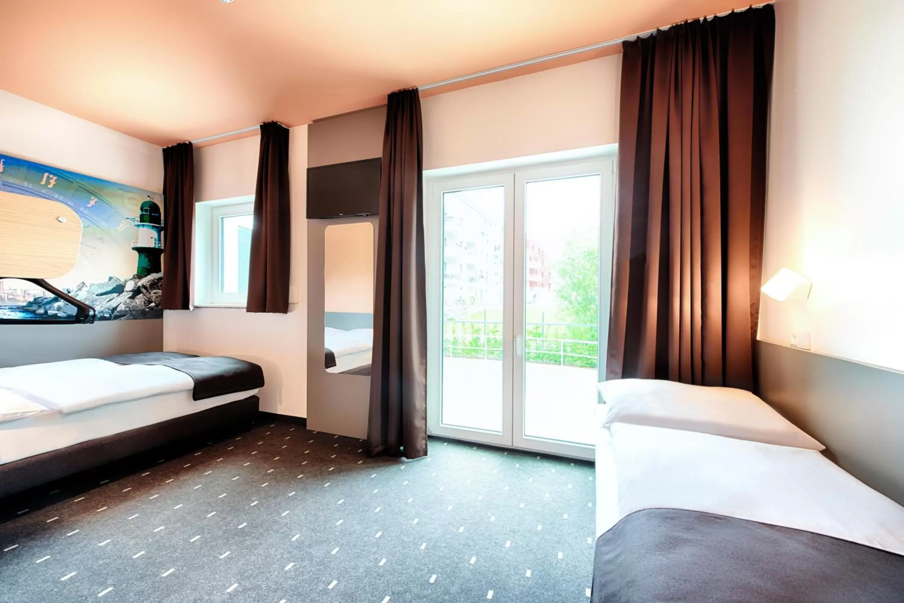Photo of the whole room, Bed in B&B Hotel Rostock-Hafen