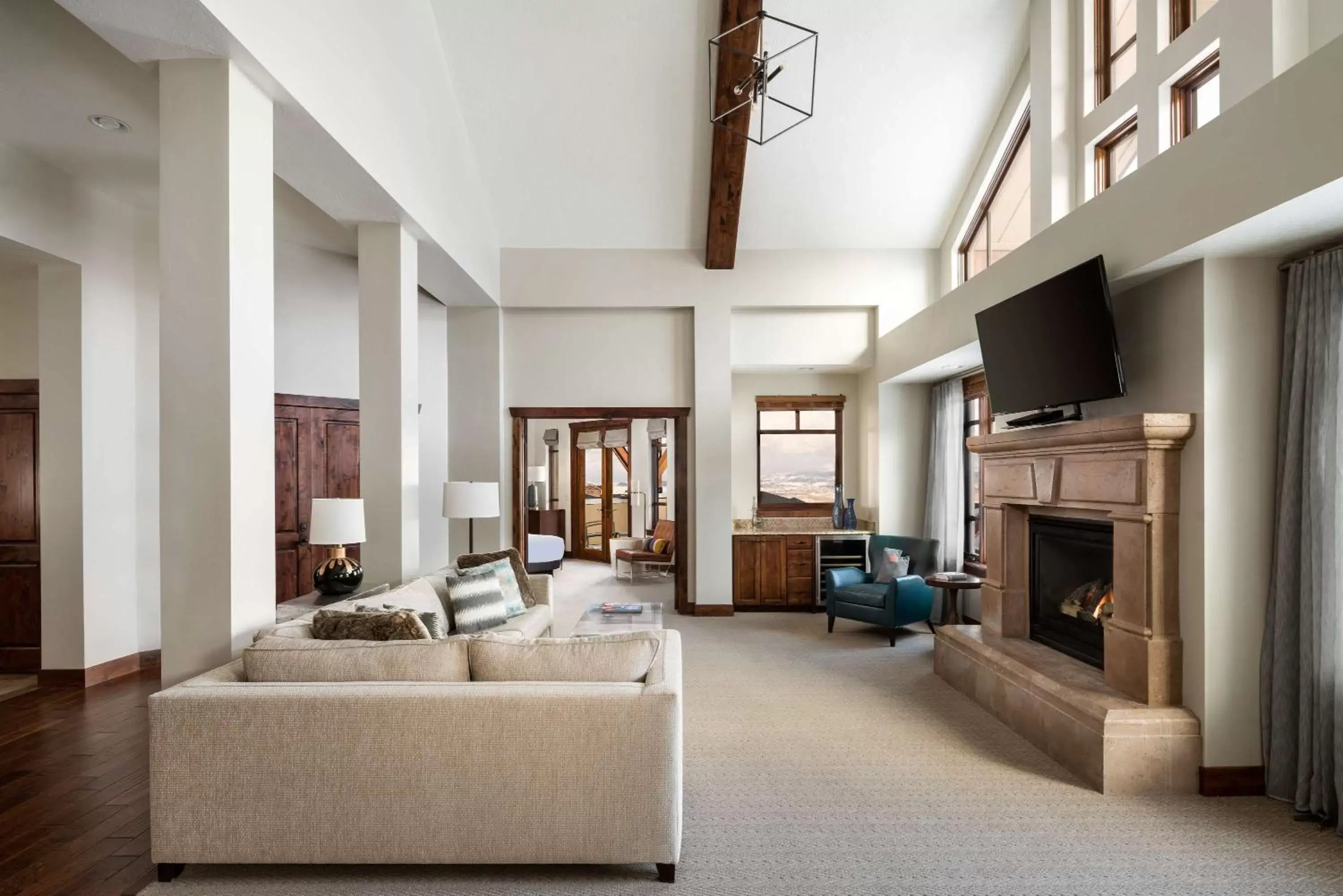 Photo of the whole room, Seating Area in Hyatt Centric Park City