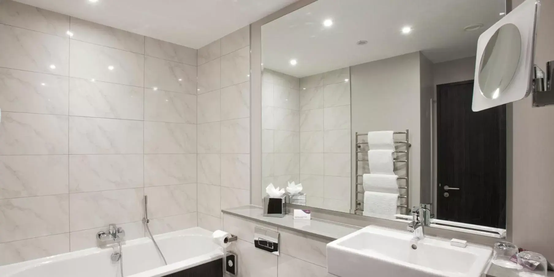 Bathroom in Crowne Plaza Aberdeen Airport, an IHG Hotel