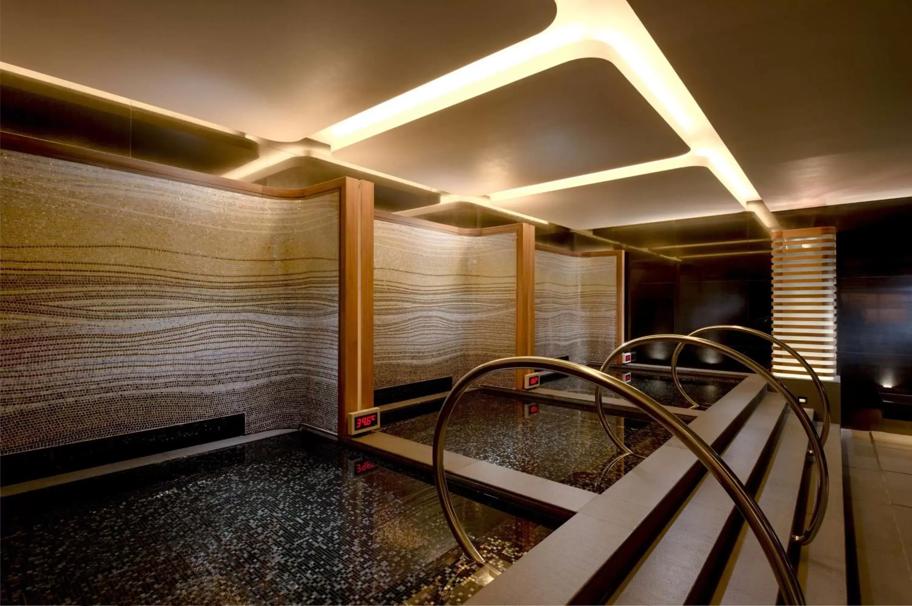 Fitness centre/facilities in Conrad Seoul