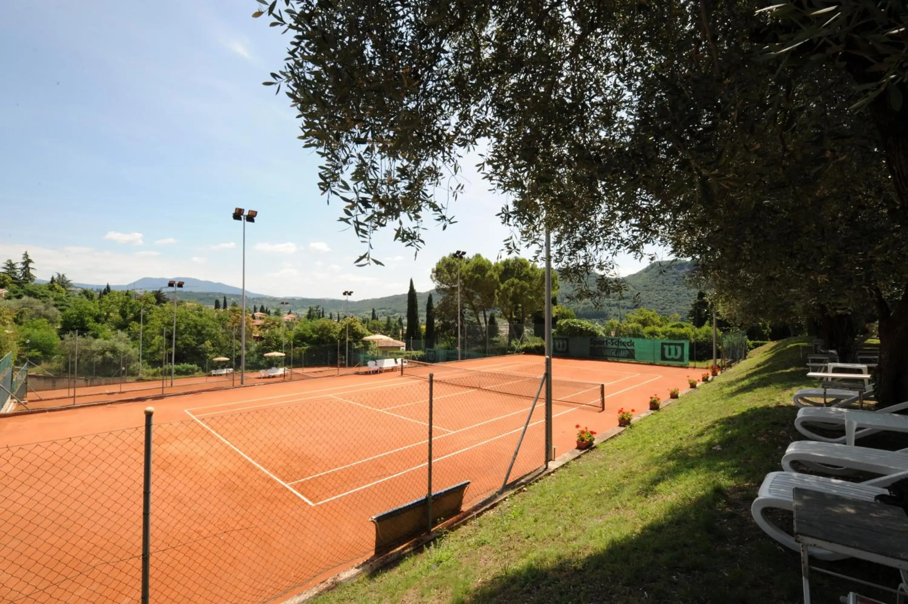 Day, Tennis/Squash in Sport Hotel Olimpo