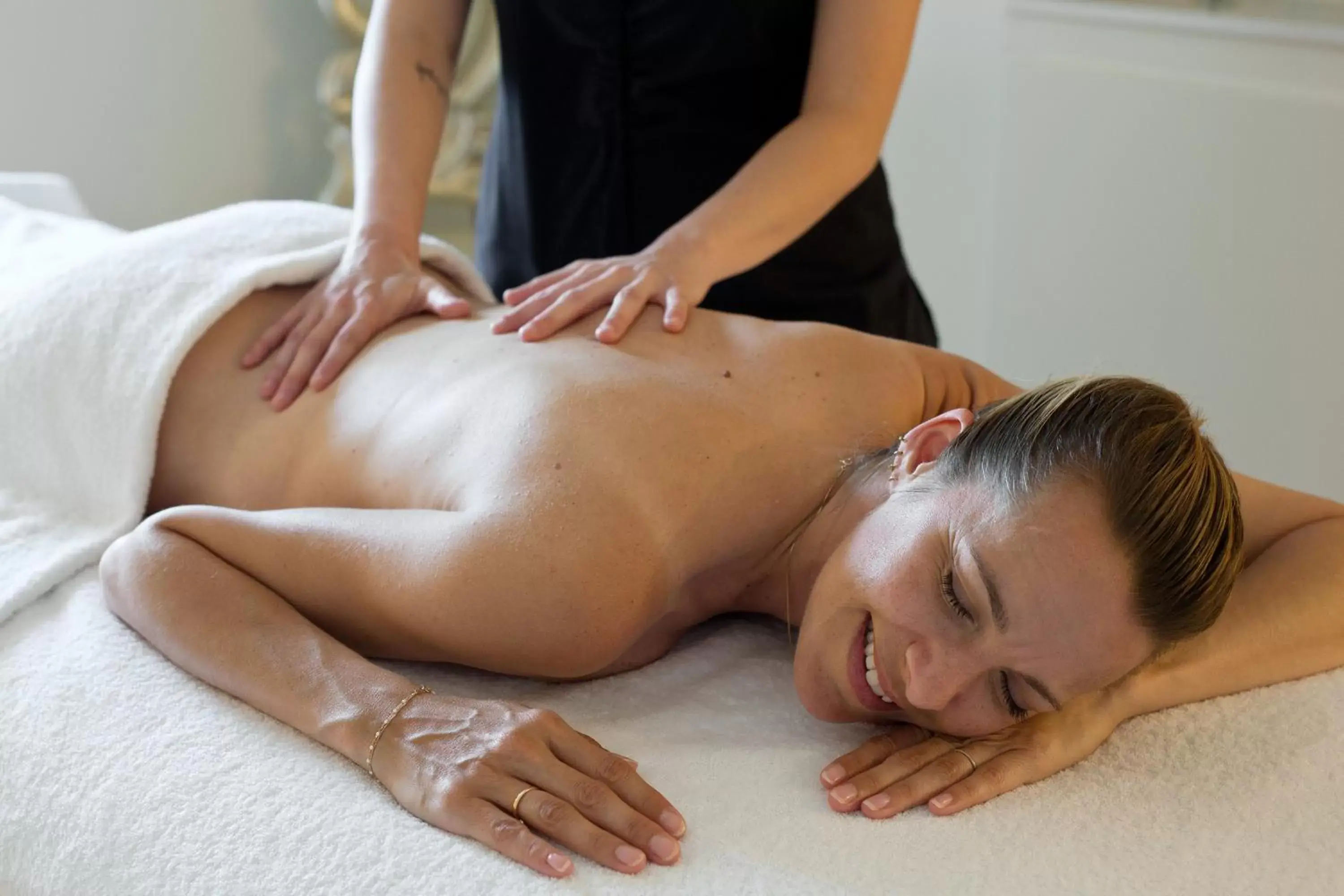 Massage in Grand Hôtel Thalasso & Spa