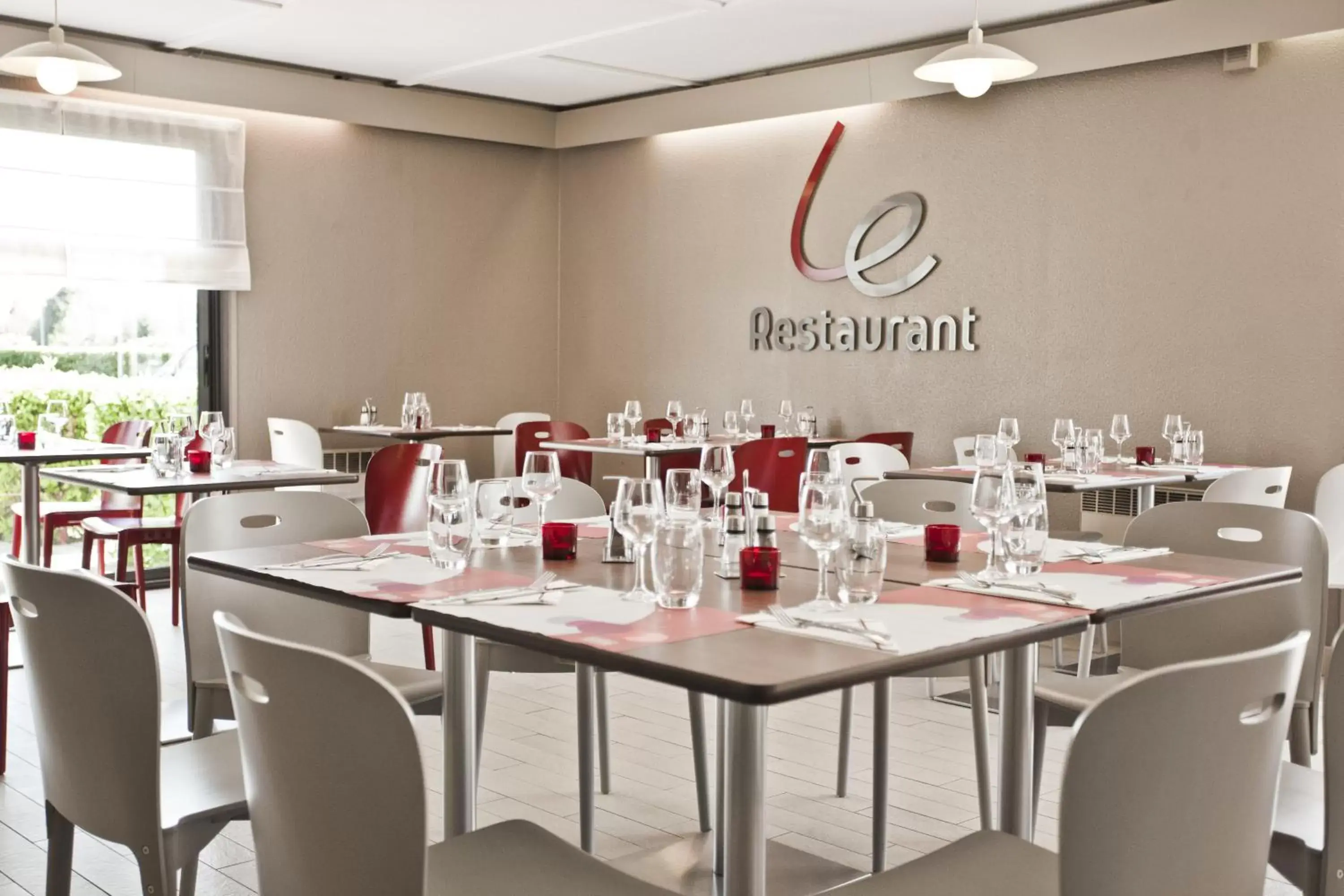 Restaurant/Places to Eat in Campanile Vichy - Bellerive