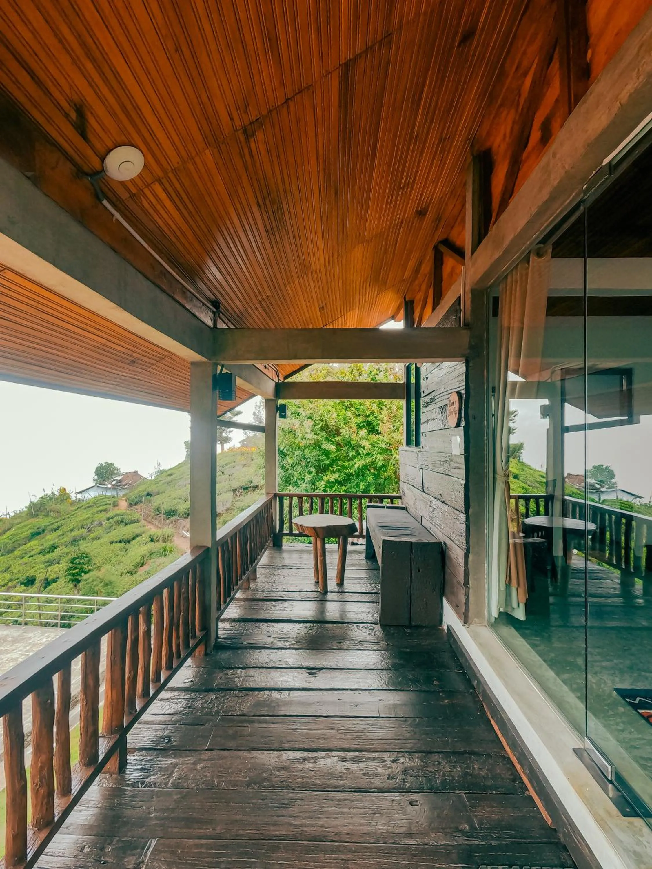 Hill Safari - Tea Estate Villa